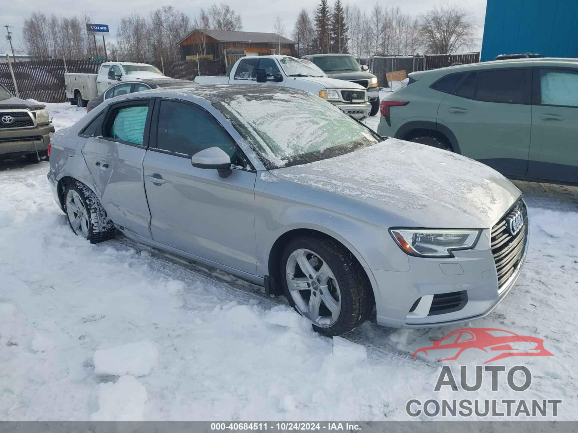 AUDI A3 2018 - WAUB8GFF3J1006096