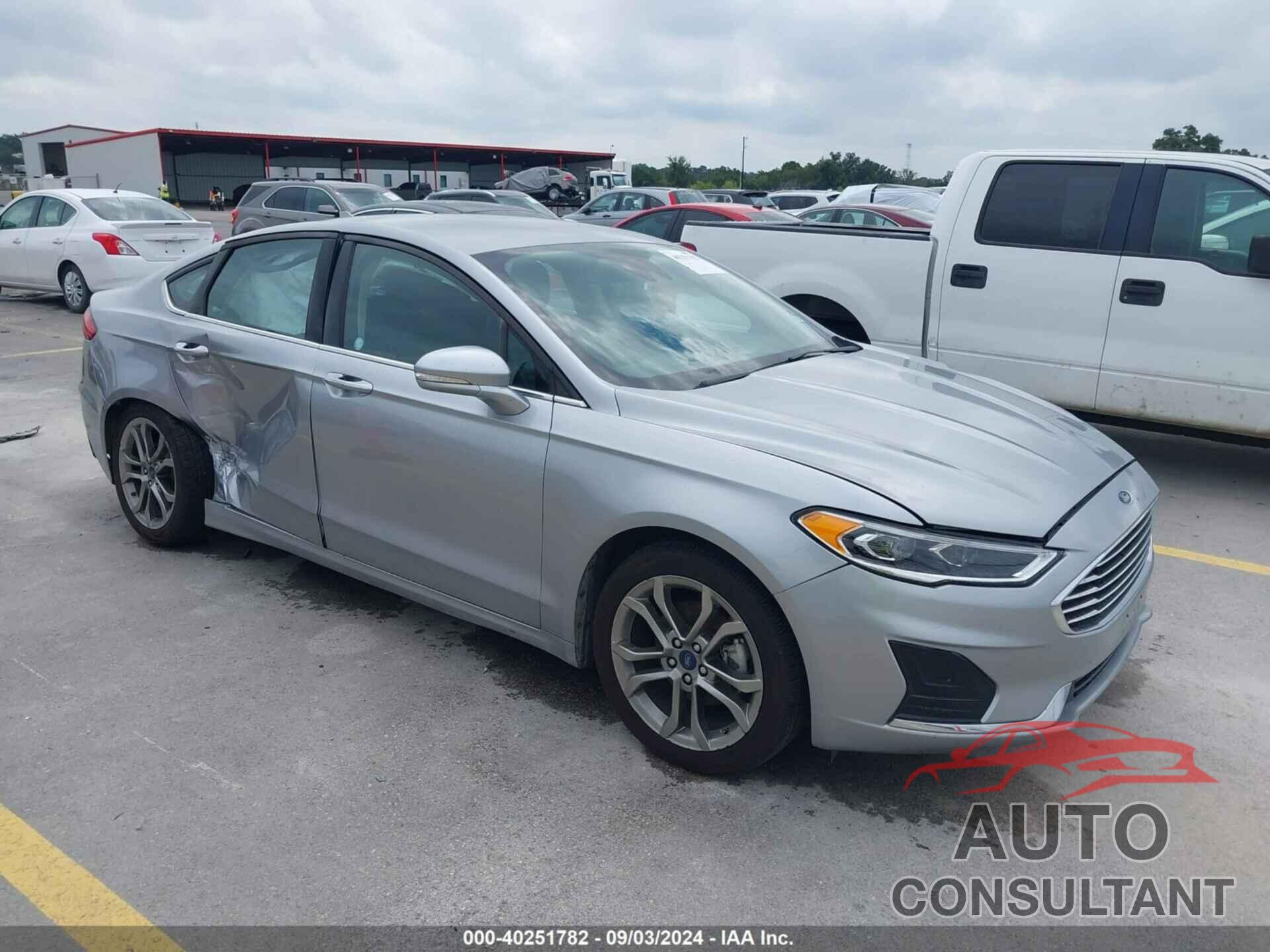 FORD FUSION 2020 - 3FA6P0CD2LR196621