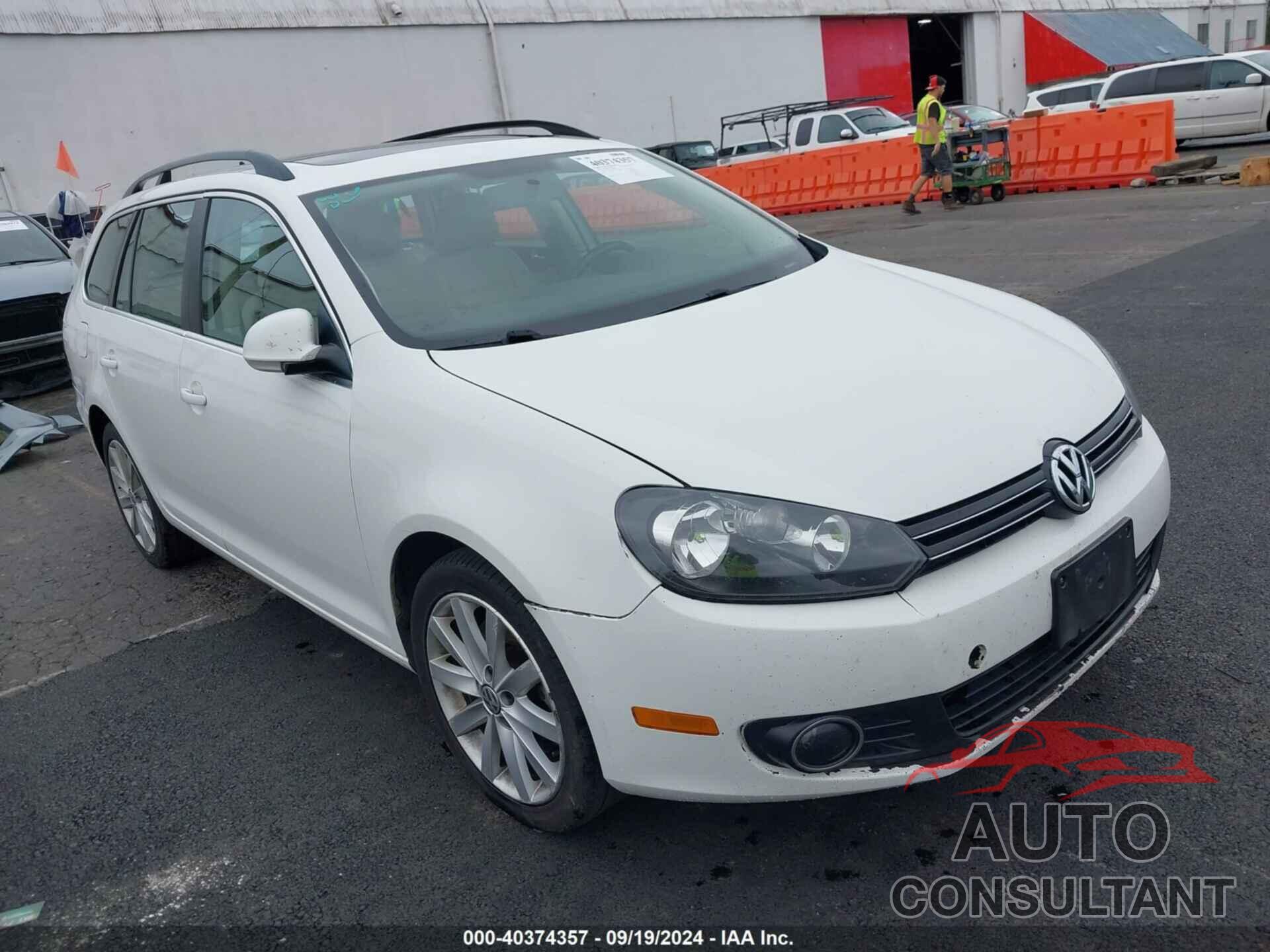 VOLKSWAGEN JETTA SPORTWAGEN 2012 - 3VWPL7AJ4CM668999