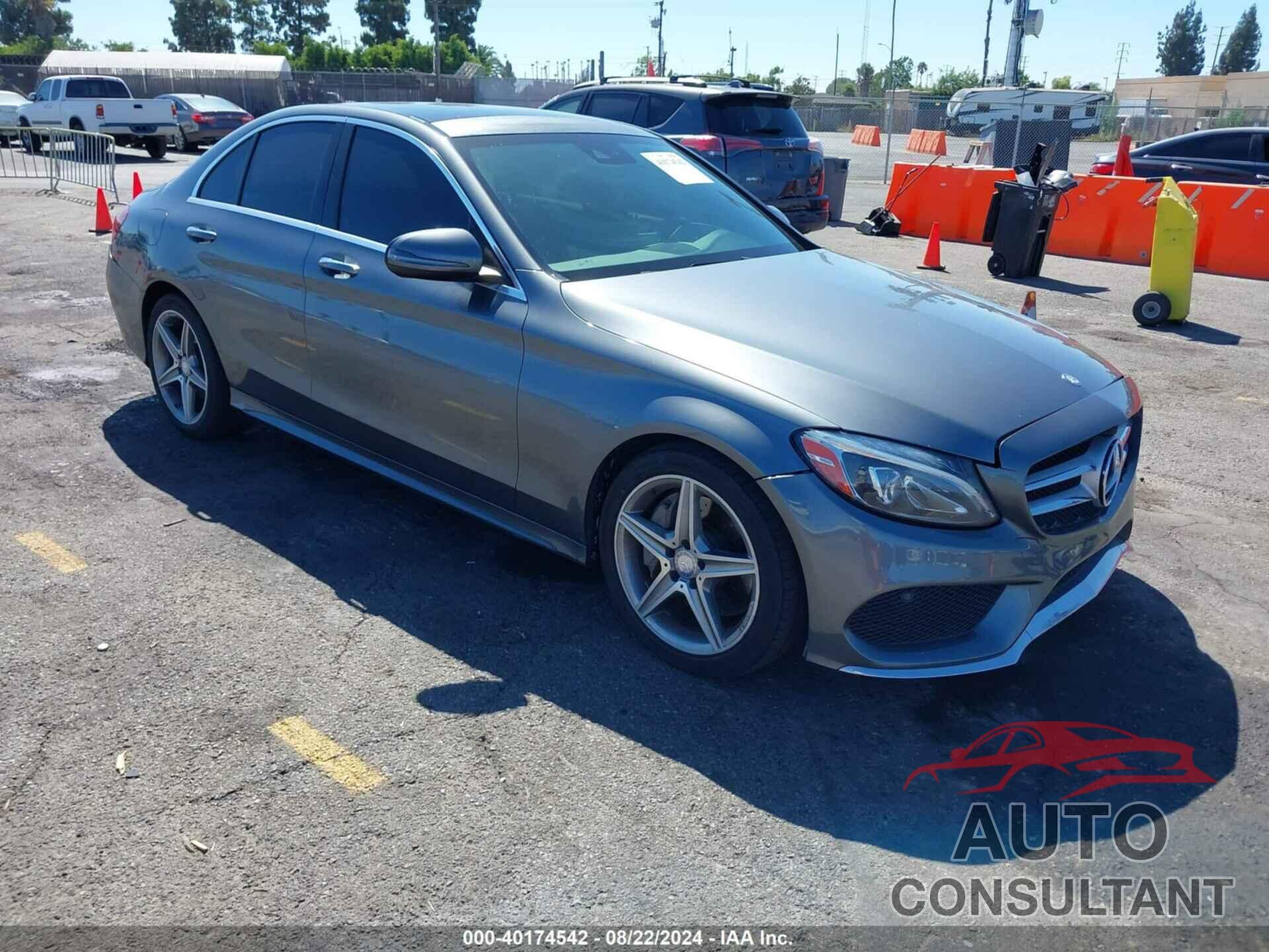 MERCEDES-BENZ C 300 2017 - 55SWF4JB7HU194795