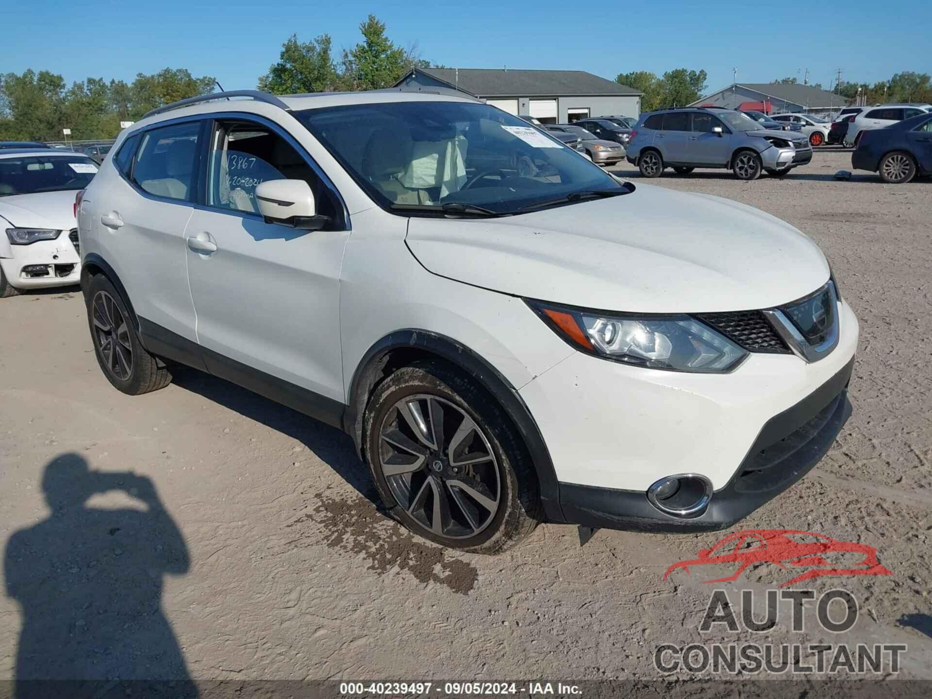 NISSAN ROGUE SPORT 2018 - JN1BJ1CR2JW200952