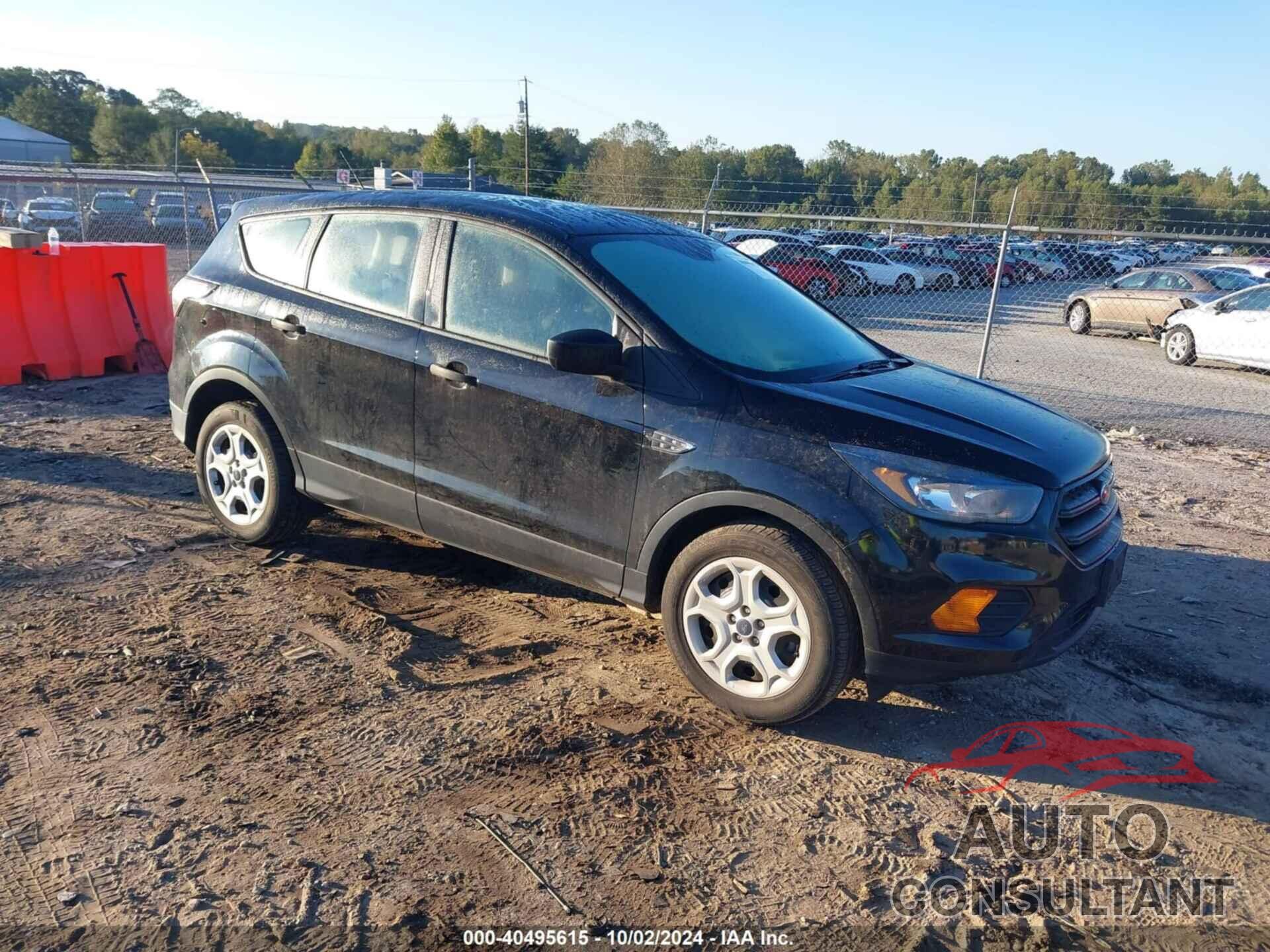 FORD ESCAPE 2018 - 1FMCU0F72JUB35296