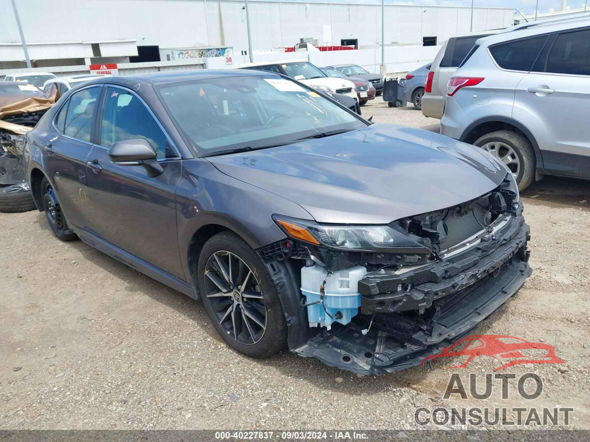 TOYOTA CAMRY 2022 - 4T1G31AK7NU594075