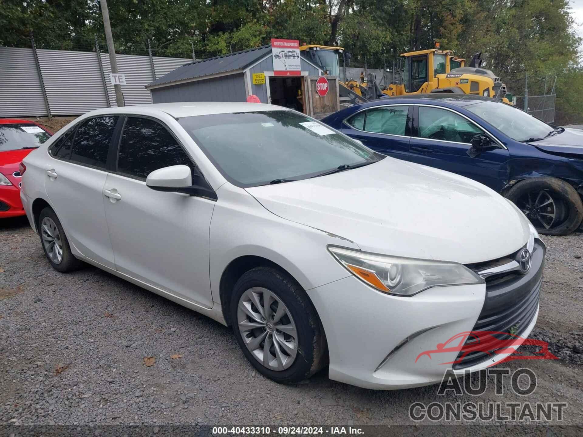 TOYOTA CAMRY 2015 - 4T4BF1FK7FR483351