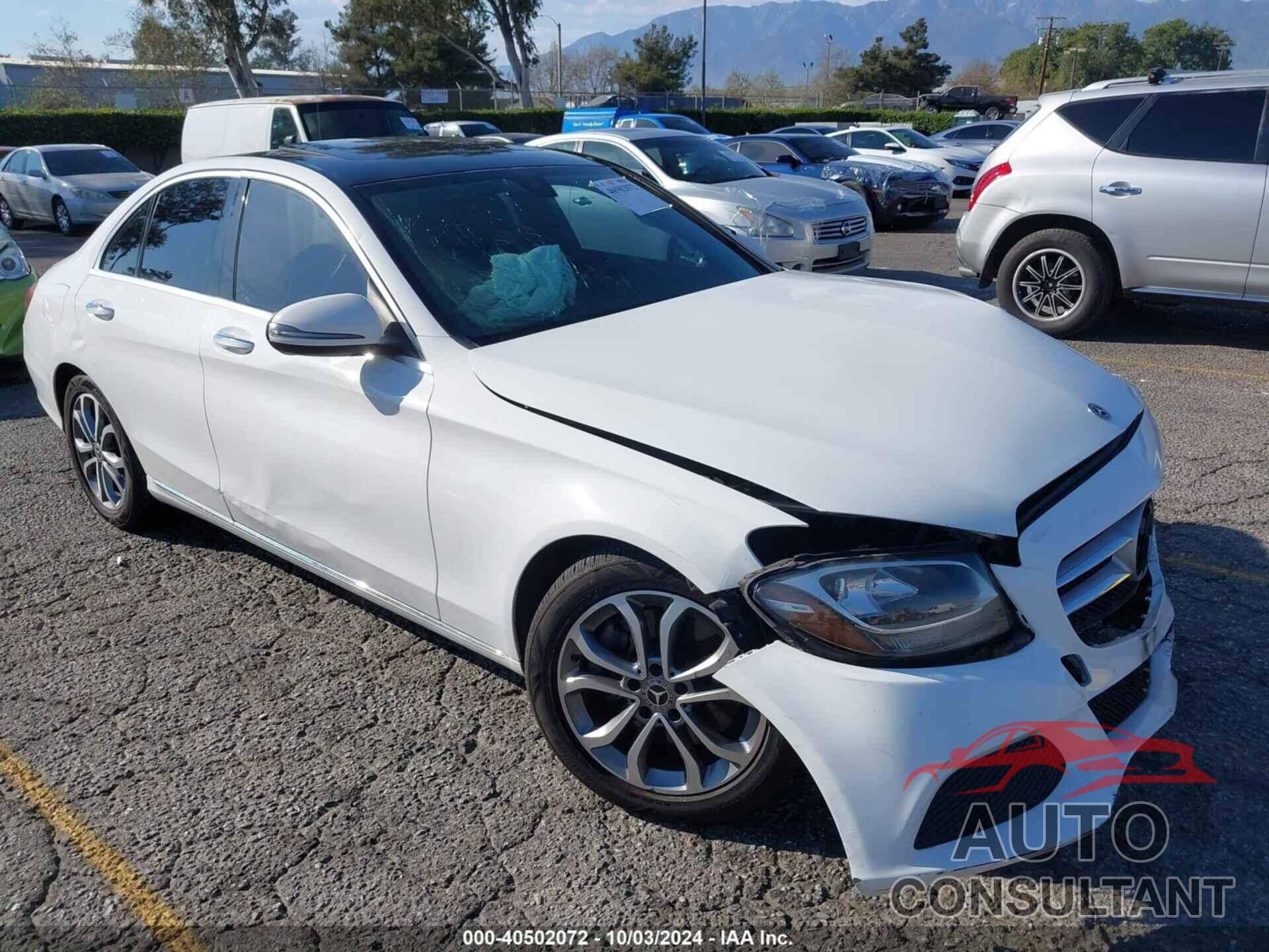 MERCEDES-BENZ C 300 2018 - 55SWF4JB8JU259515