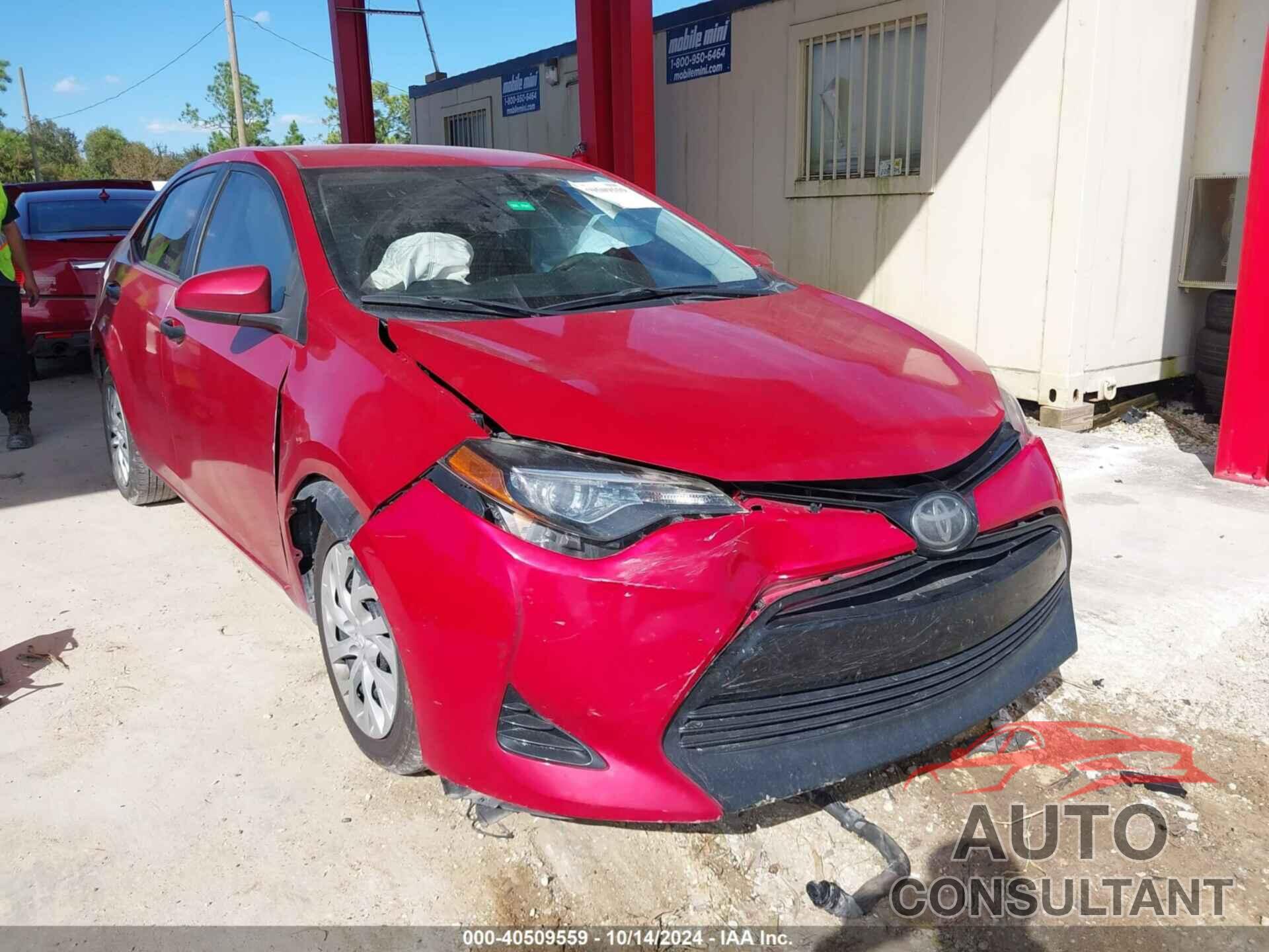 TOYOTA COROLLA 2018 - 5YFBURHEXJP828579