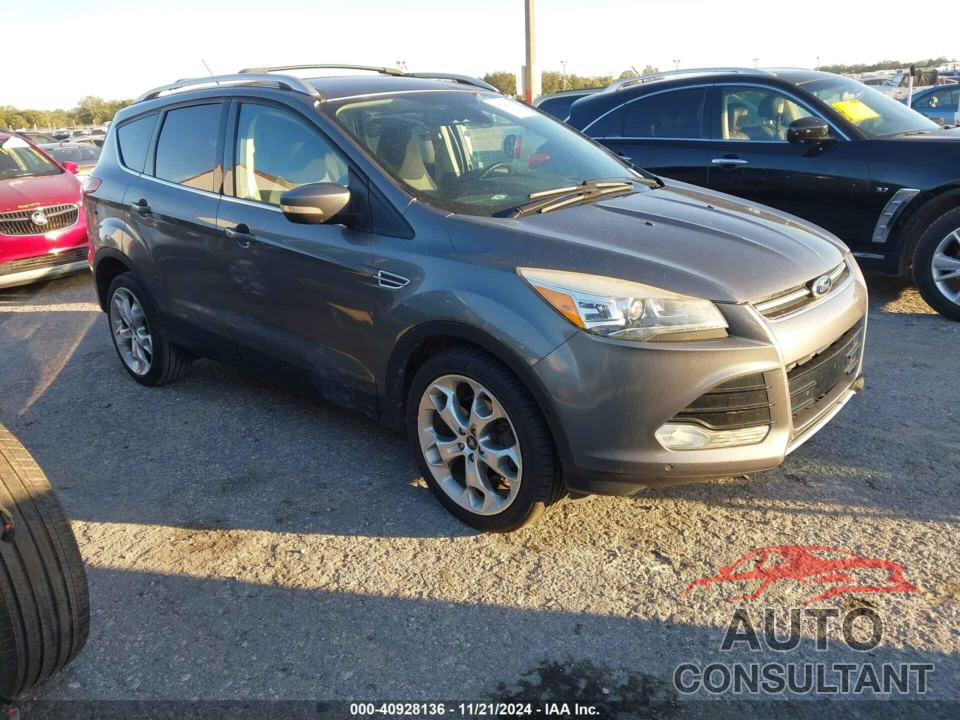 FORD ESCAPE 2014 - 1FMCU0J92EUB12647