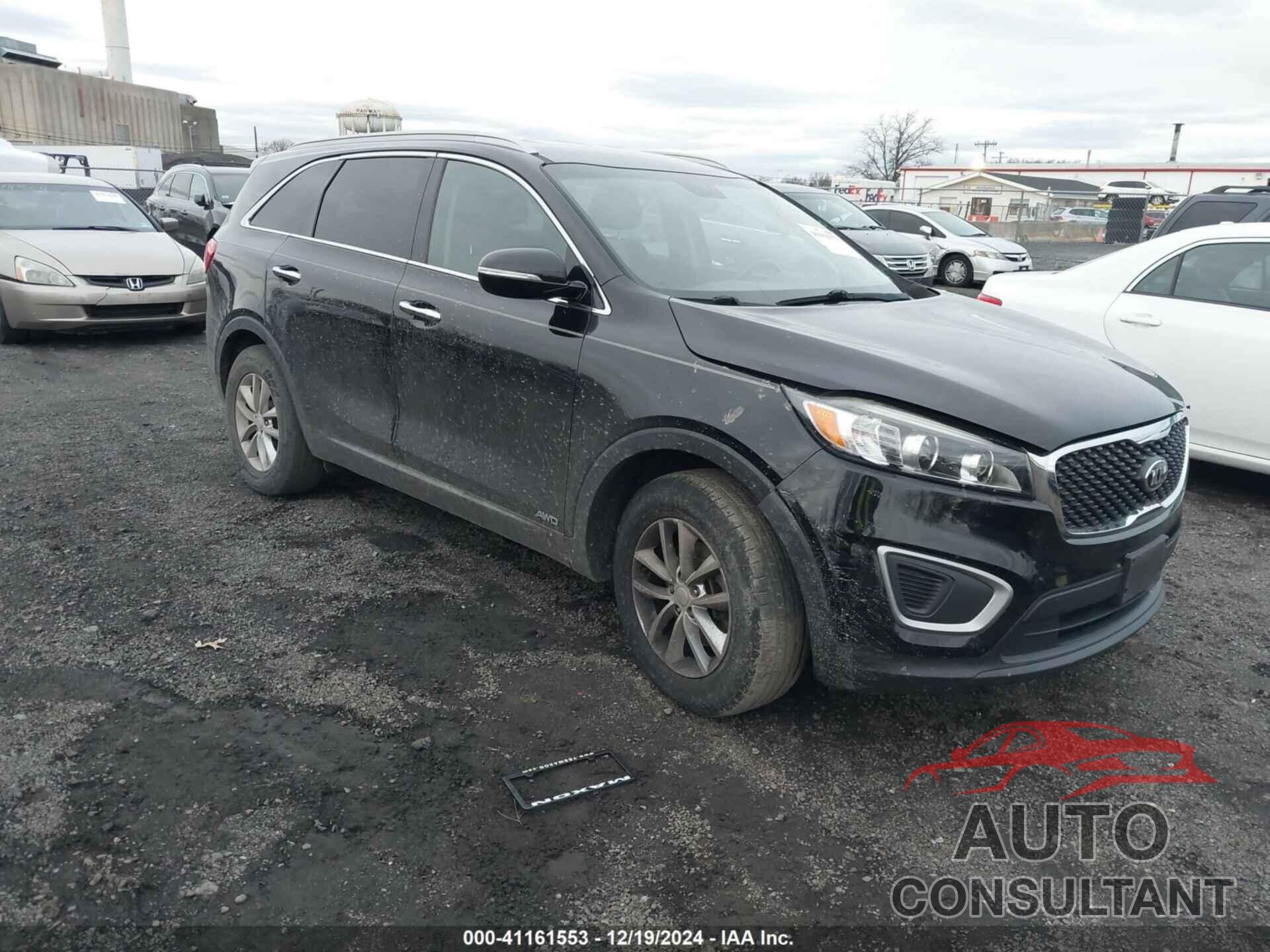 KIA SORENTO 2018 - 5XYPGDA37JG410574