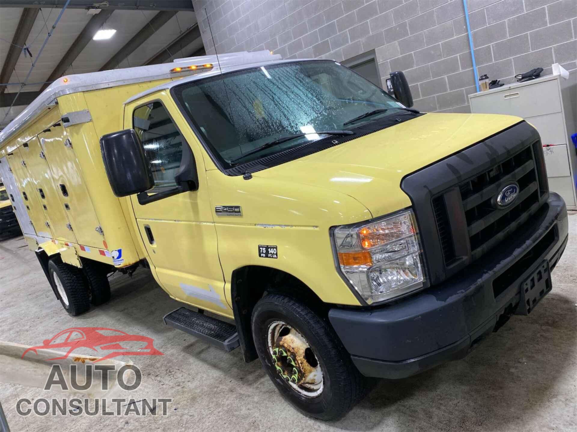 FORD ECONOLINE 2018 - 1FDXE4FS8JDC33274