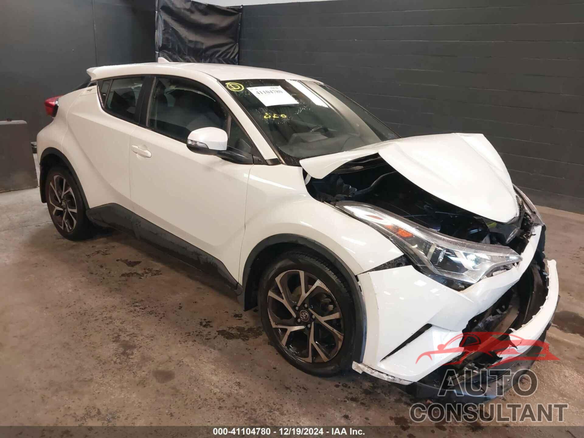 TOYOTA C-HR 2018 - NMTKHMBX7JR057490