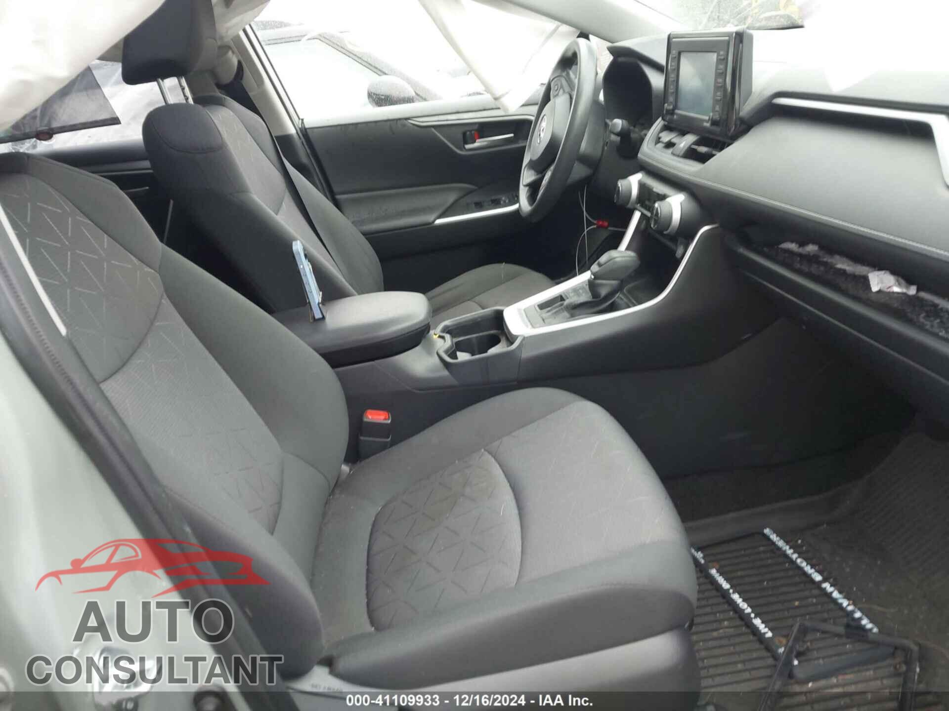 TOYOTA RAV4 2020 - JTMP1RFV2LD529515