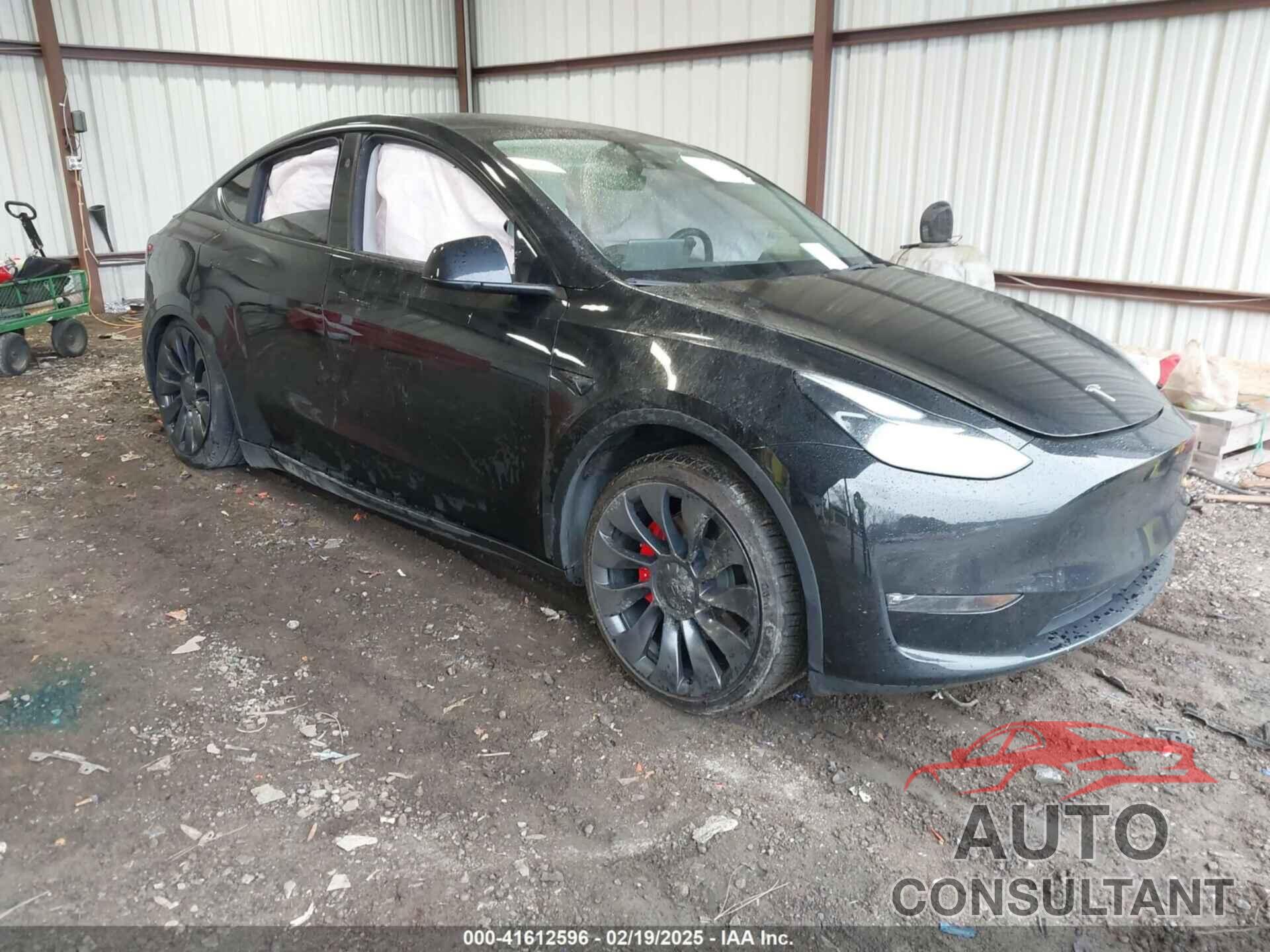 TESLA MODEL Y 2023 - 7SAYGDEF2PF800641