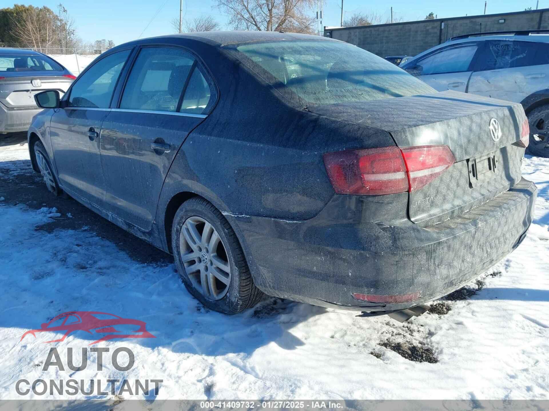 VOLKSWAGEN JETTA 2017 - 3VW2B7AJ7HM370032