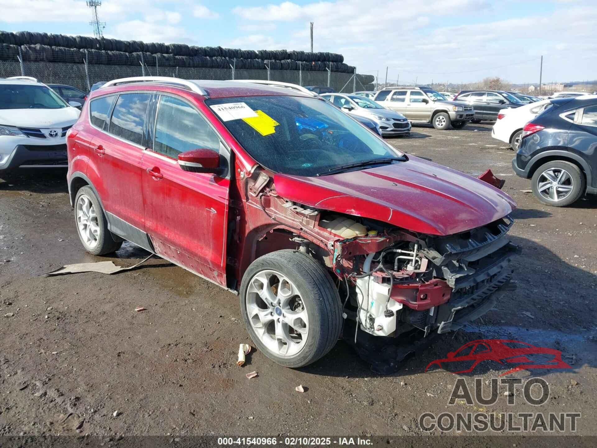 FORD ESCAPE 2016 - 1FMCU9J95GUA48739