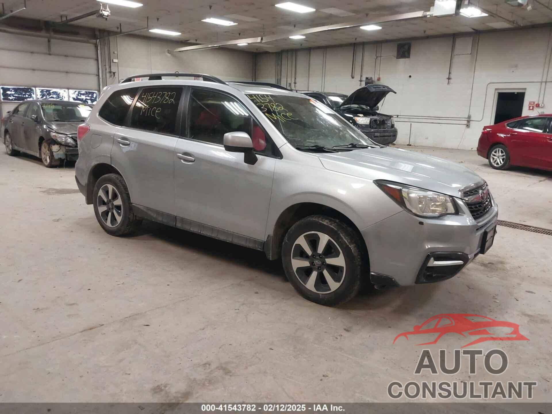 SUBARU FORESTER 2018 - JF2SJAEC8JH445640