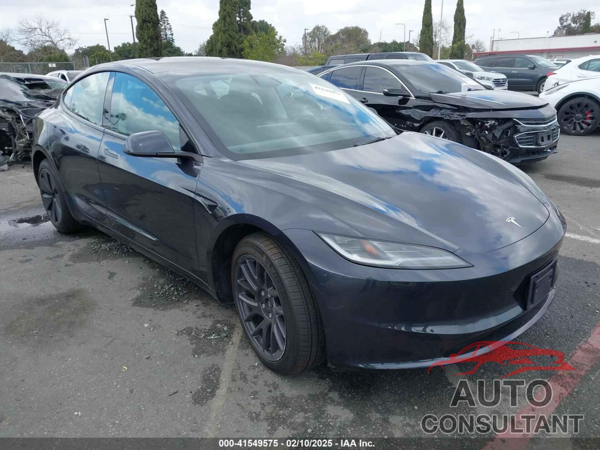 TESLA MODEL 3 2024 - 5YJ3E1EBXRF754293