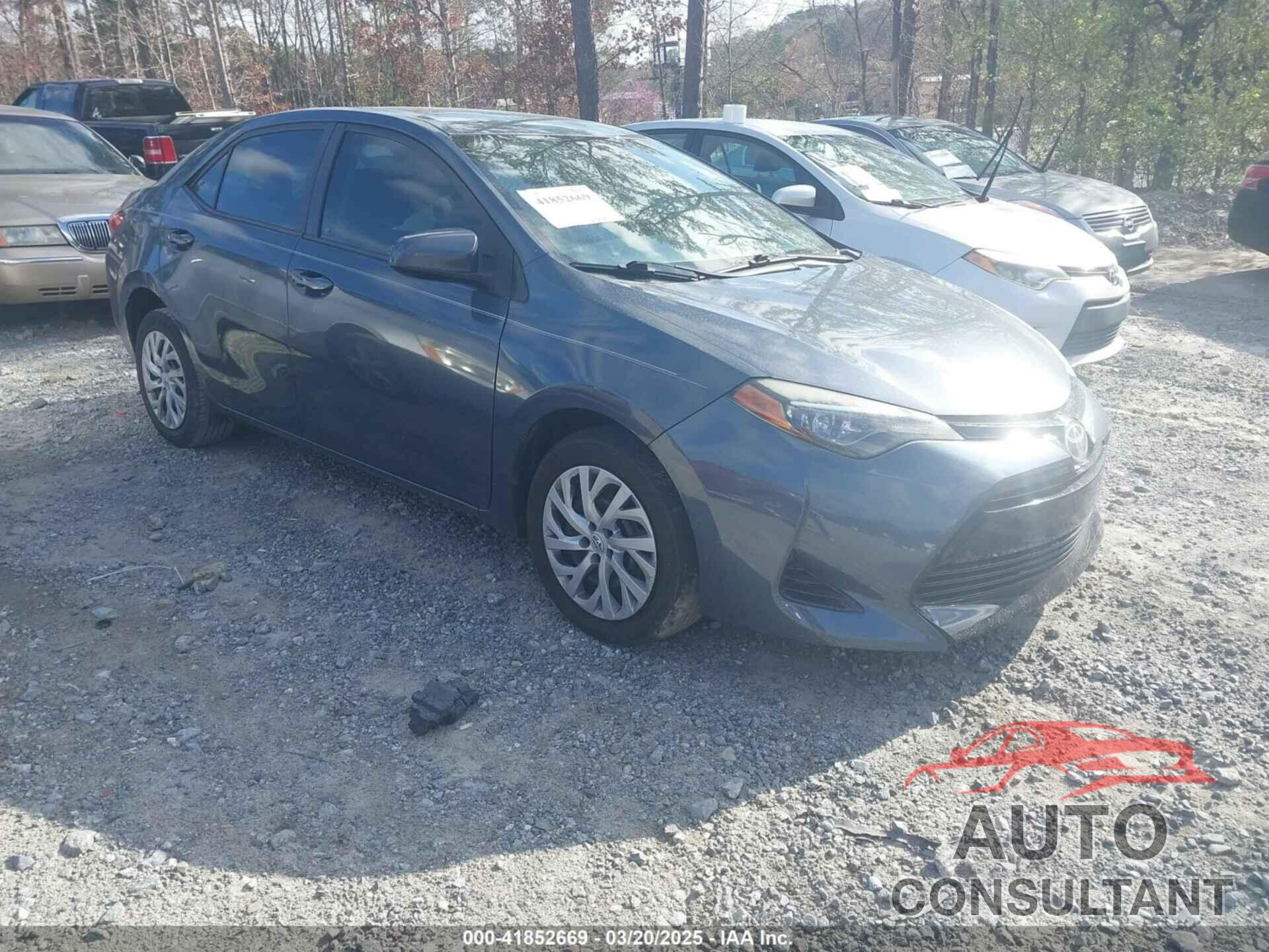 TOYOTA COROLLA 2017 - 5YFBURHE5HP688208