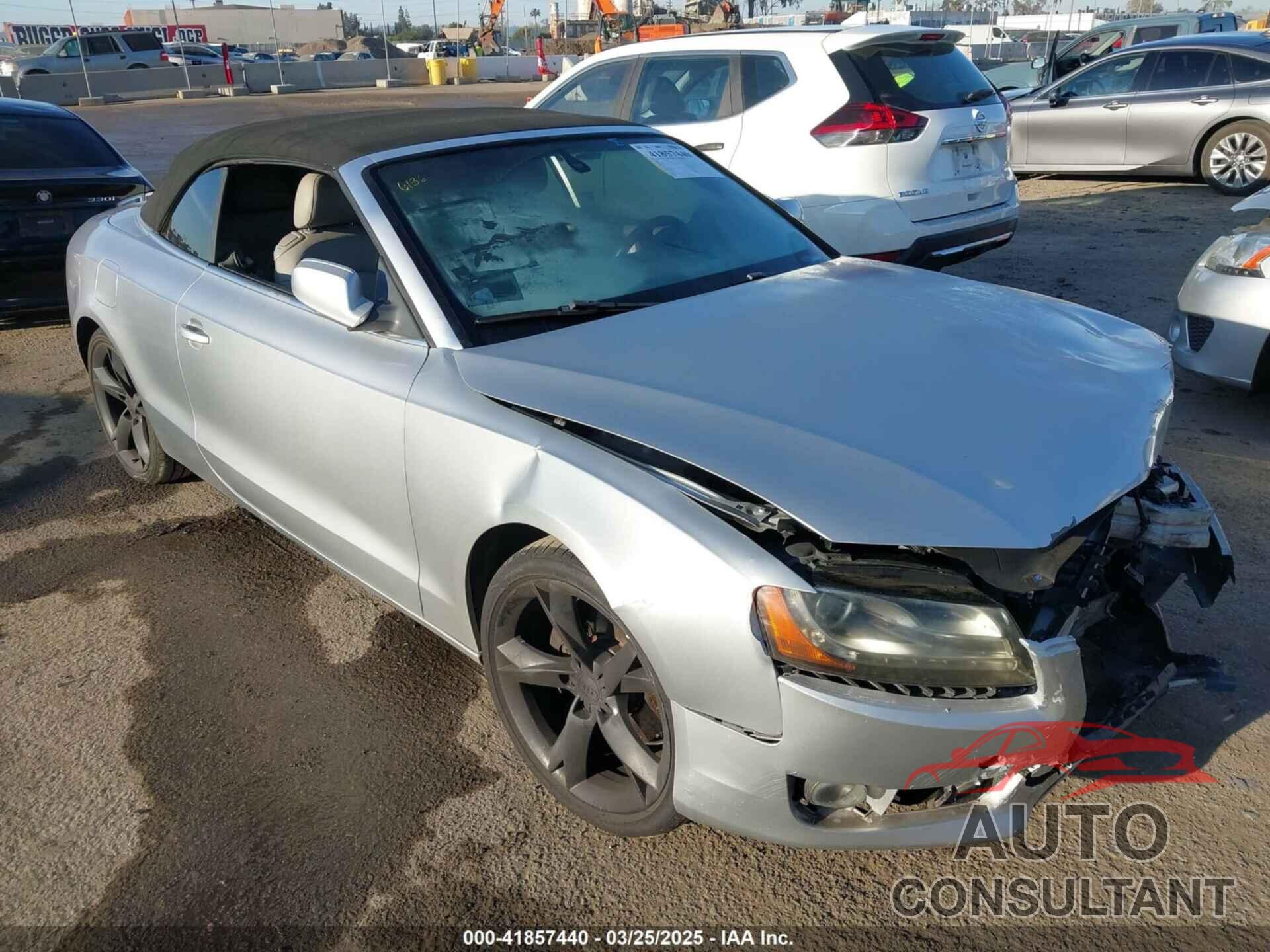 AUDI A5 2012 - WAUJFAFH3CN000875