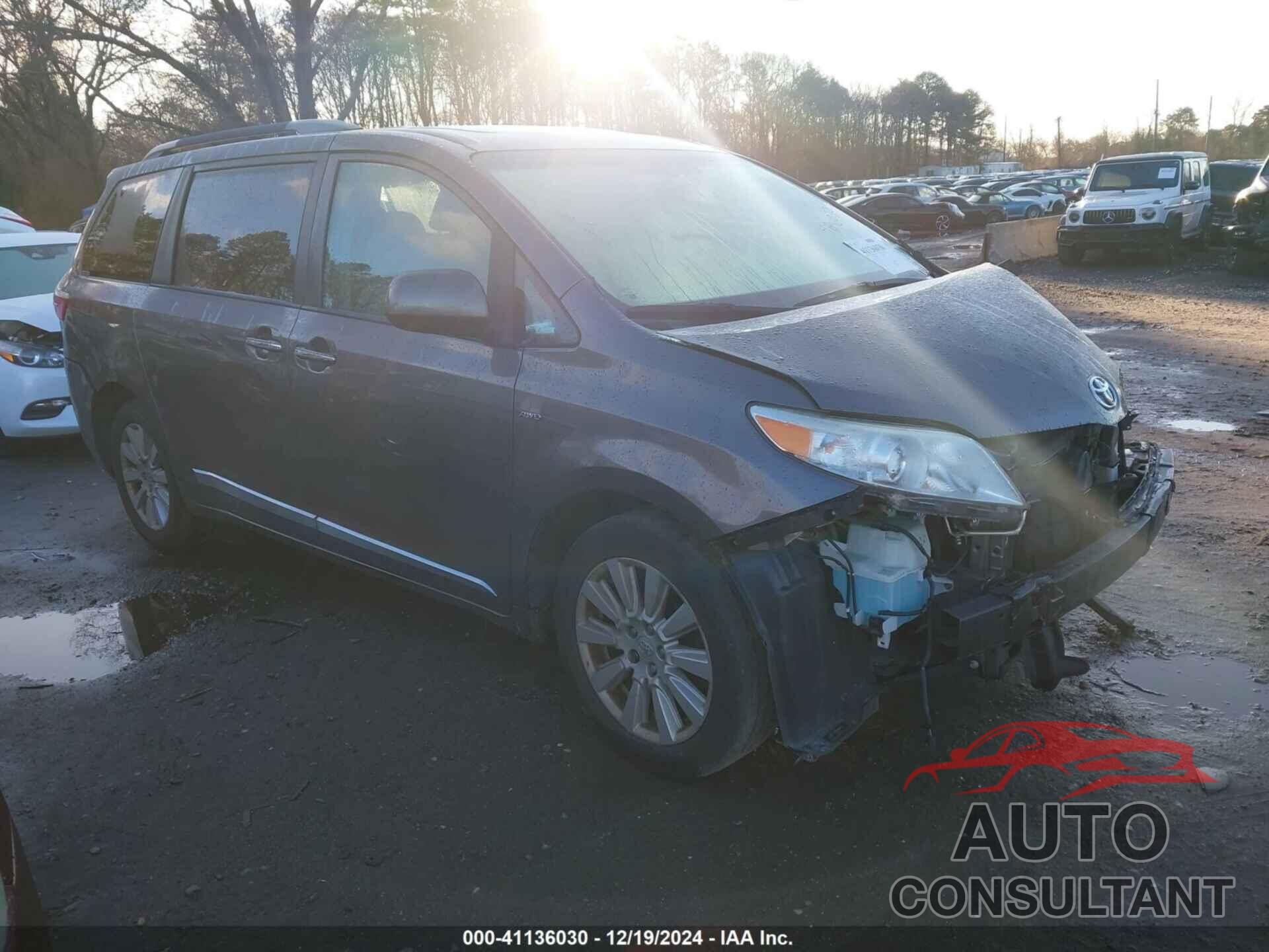 TOYOTA SIENNA 2017 - 5TDDZ3DC3HS171329