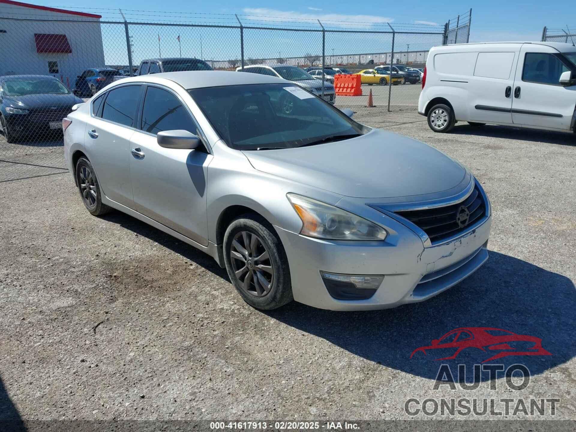 NISSAN ALTIMA 2015 - 1N4AL3AP0FC596507