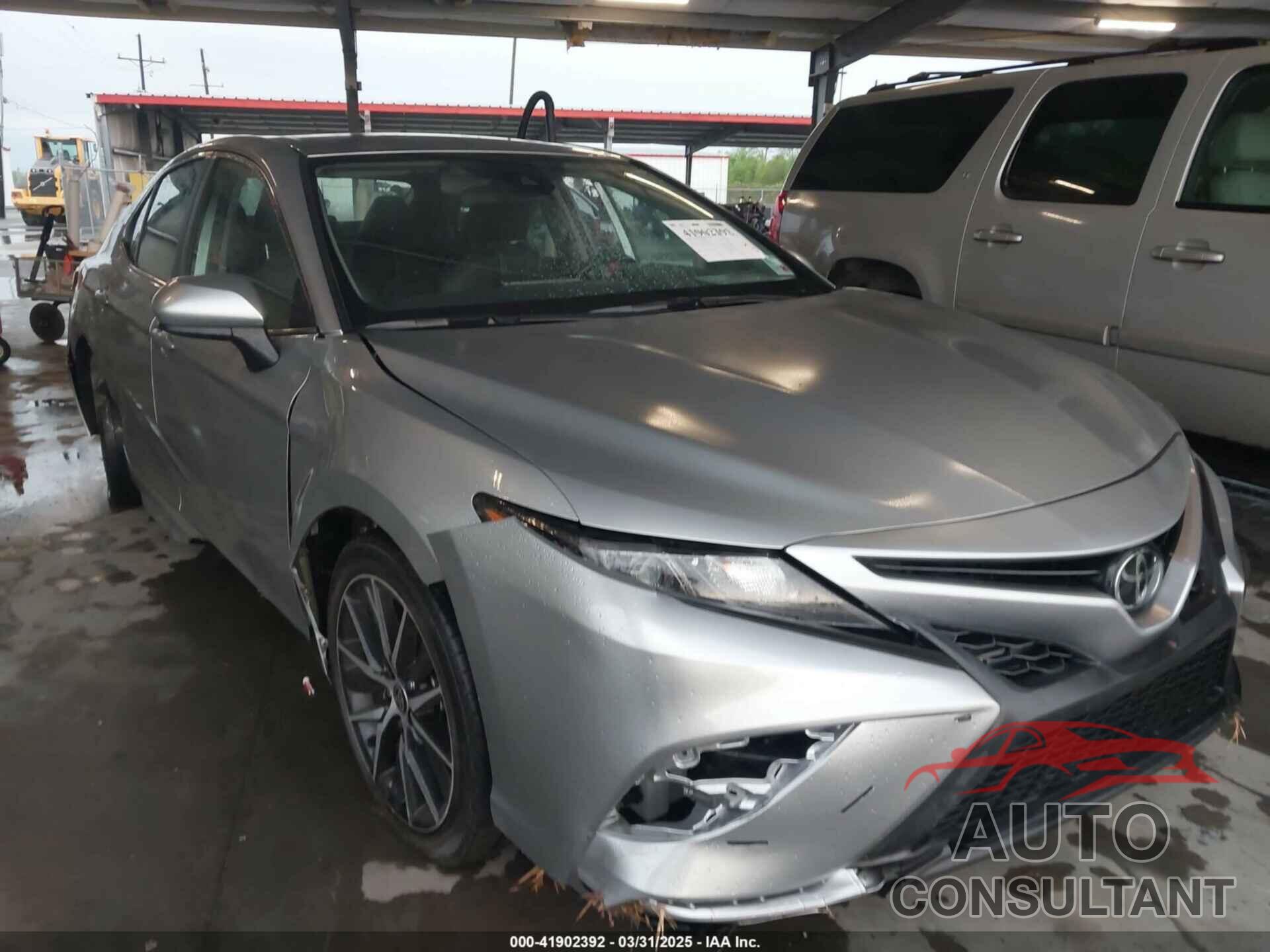 TOYOTA CAMRY 2021 - 4T1G11AKXMU599663