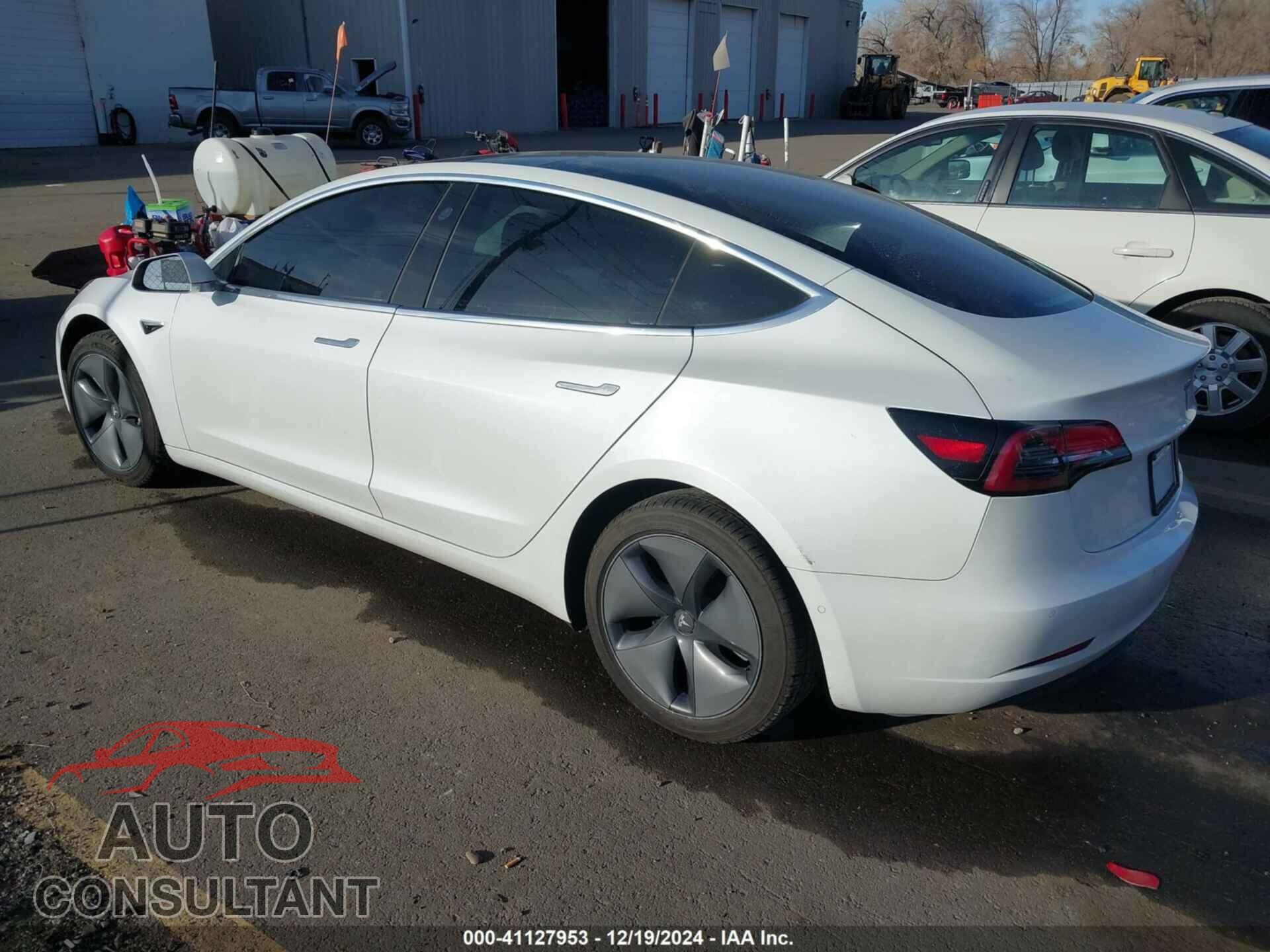TESLA MODEL 3 2019 - 5YJ3E1EA9KF483711