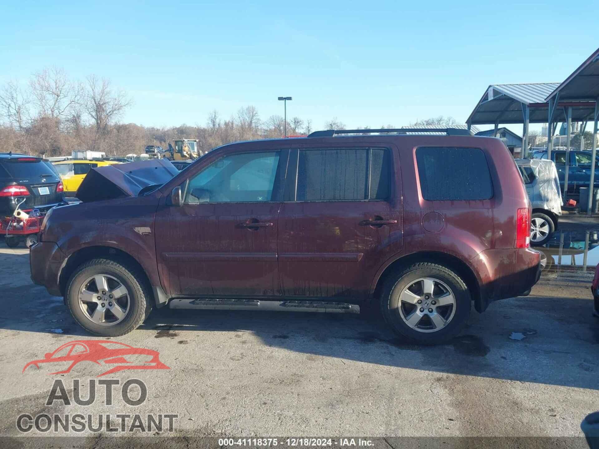 HONDA PILOT 2011 - 5FNYF4H60BB015491