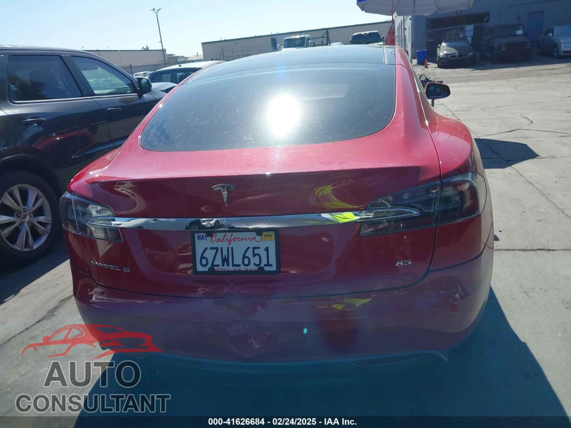 TESLA MODEL S 2013 - 5YJSA1CN1DFP09577