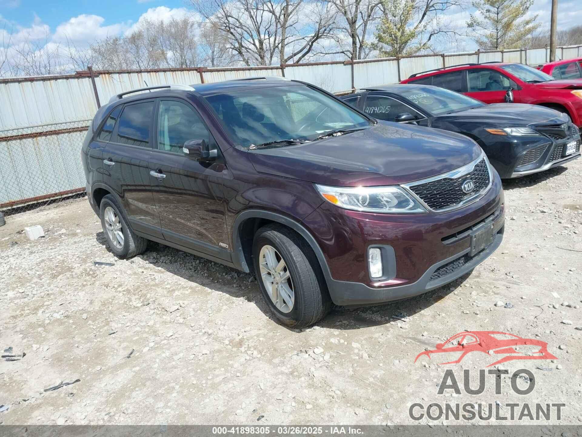 KIA SORENTO 2015 - 5XYKTDA68FG603310