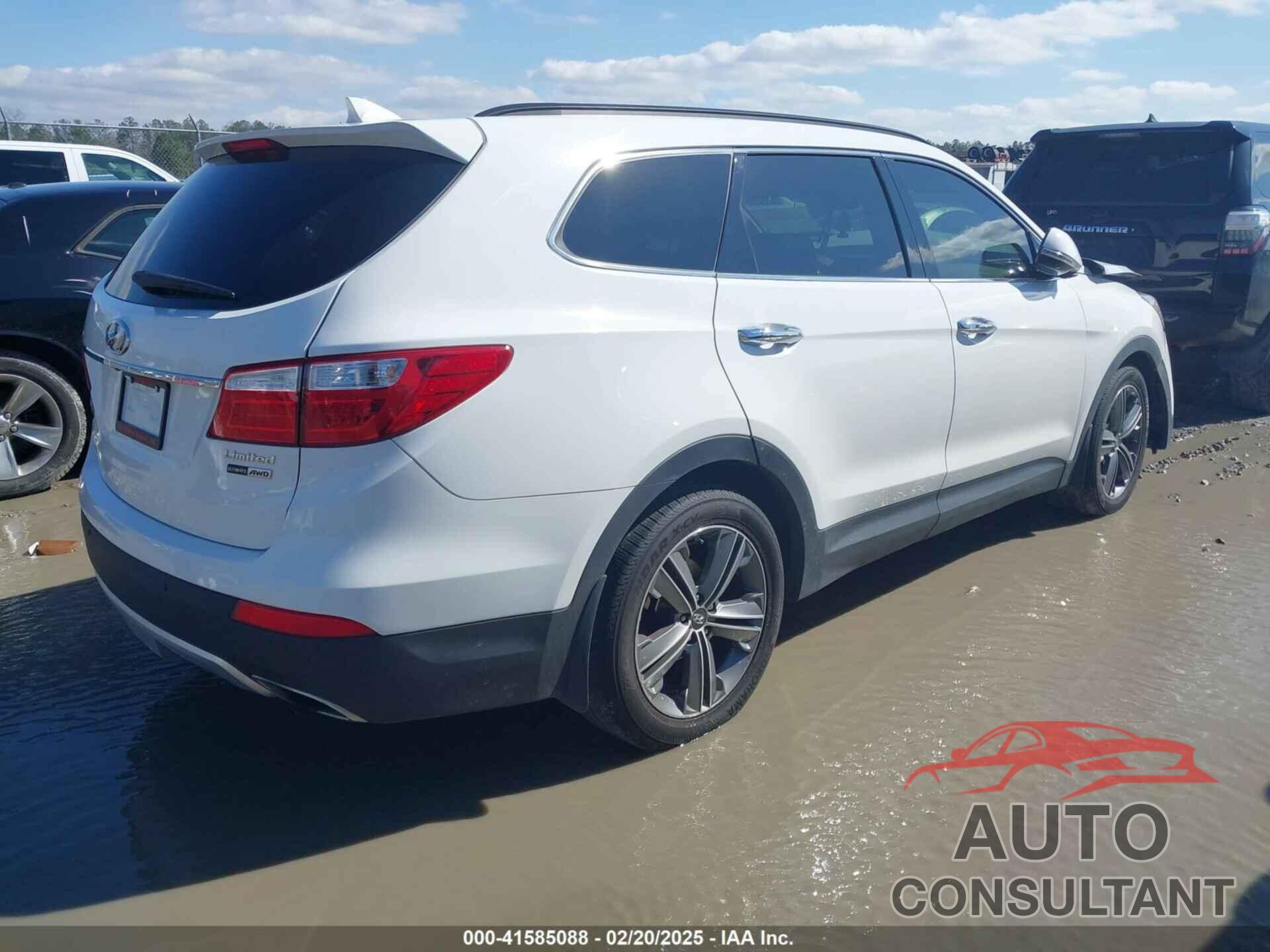 HYUNDAI SANTA FE 2016 - KM8SRDHF6GU137876