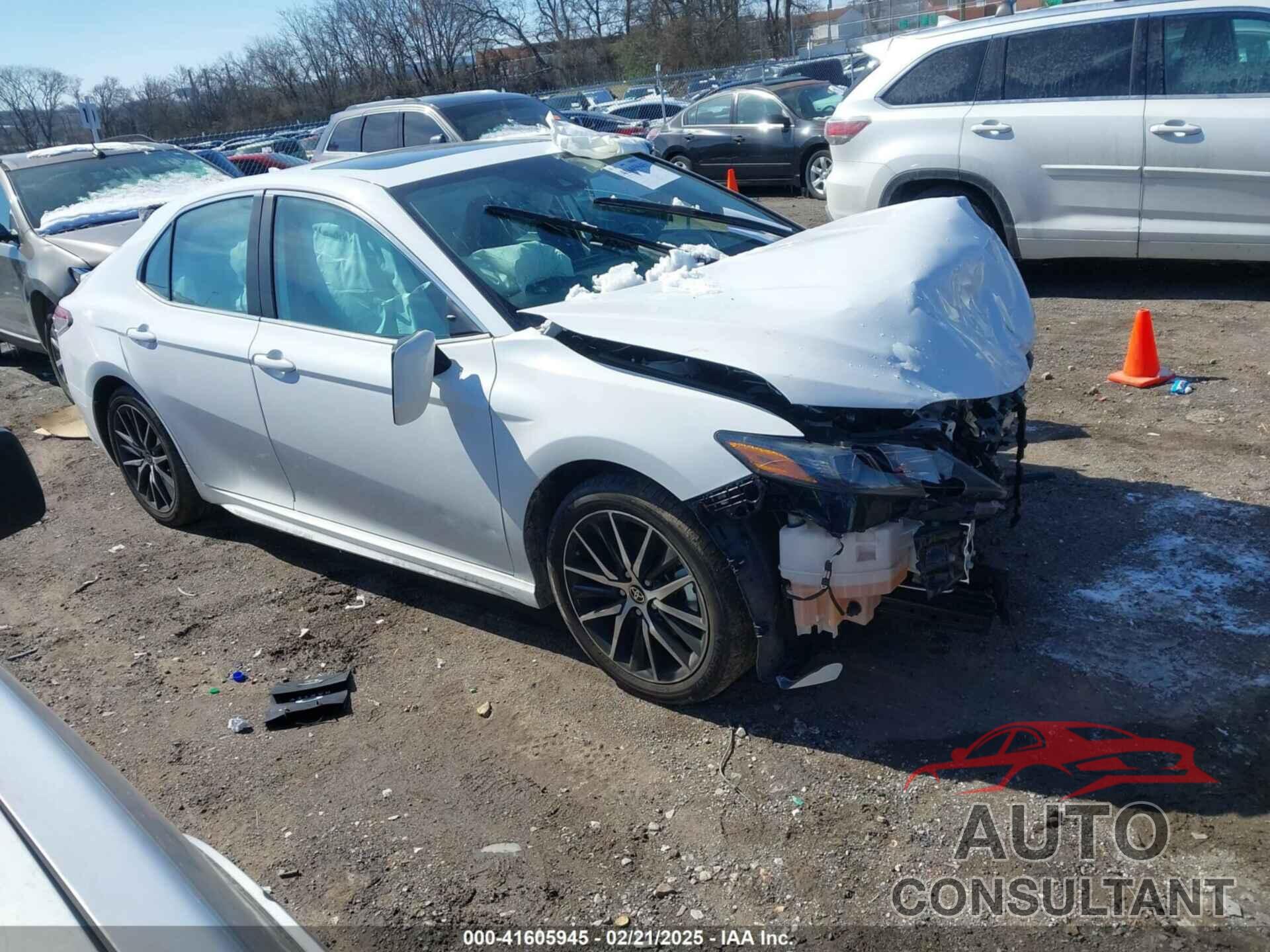 TOYOTA CAMRY 2024 - 4T1G11AK0RU848687