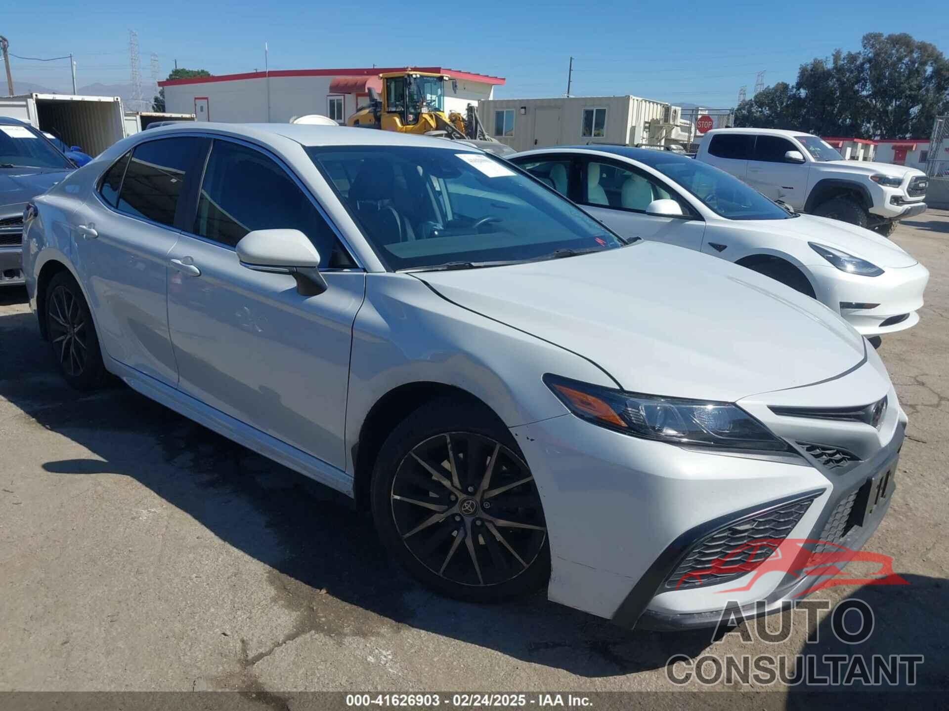 TOYOTA CAMRY 2023 - 4T1G11AK7PU125934