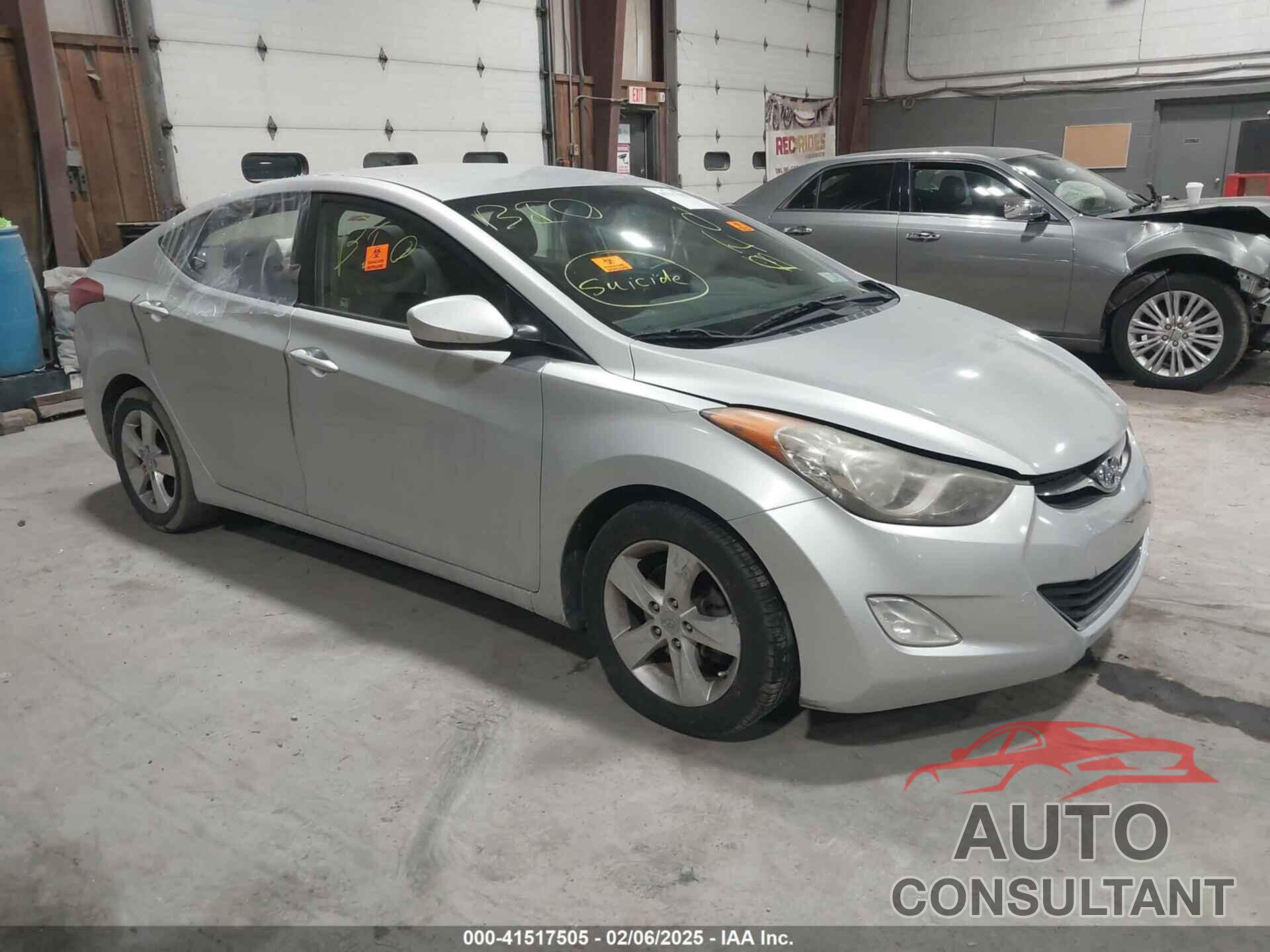 HYUNDAI ELANTRA 2013 - KMHDH4AE8DU613053