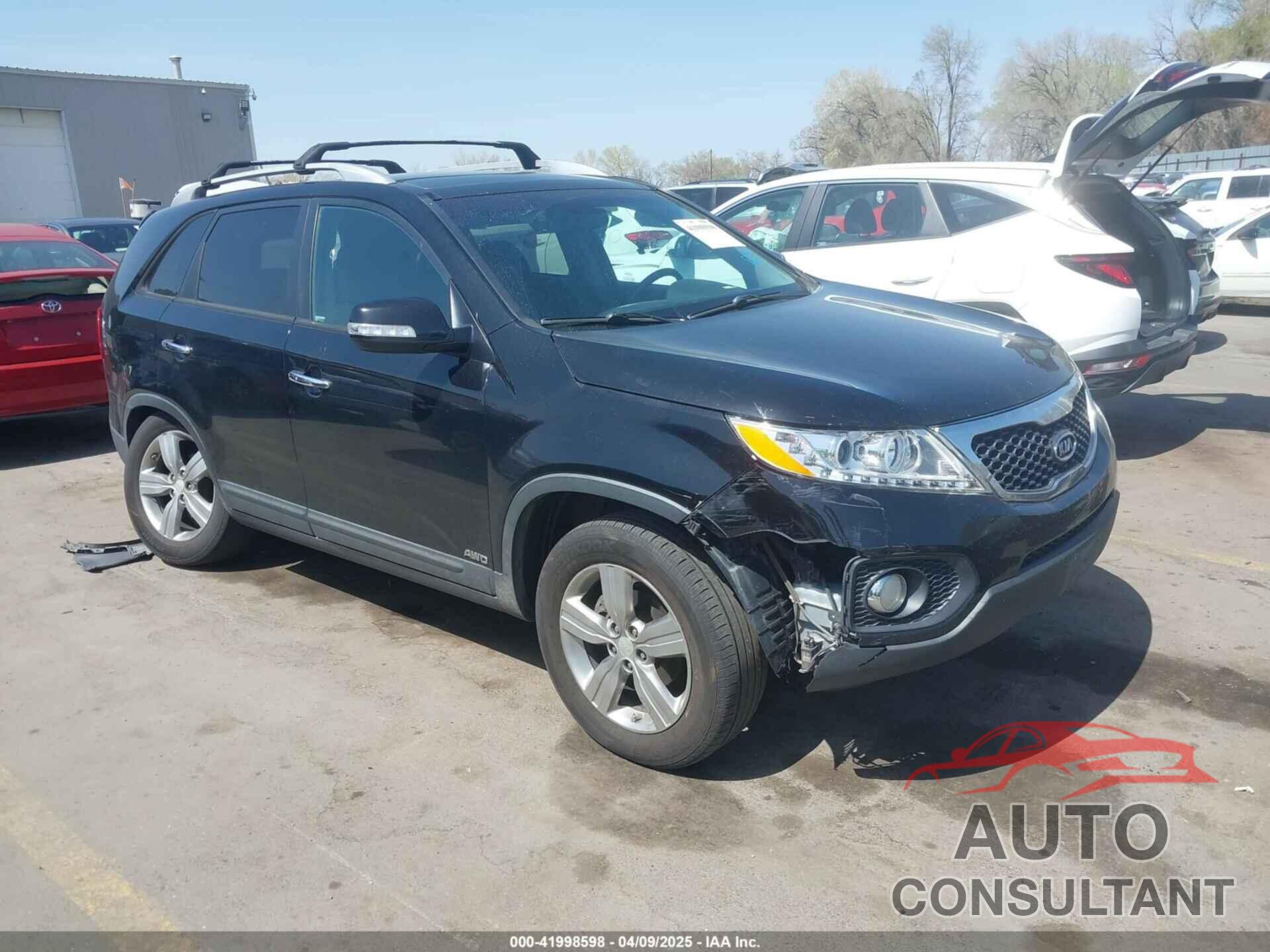 KIA SORENTO 2012 - 5XYKUDA27CG211991