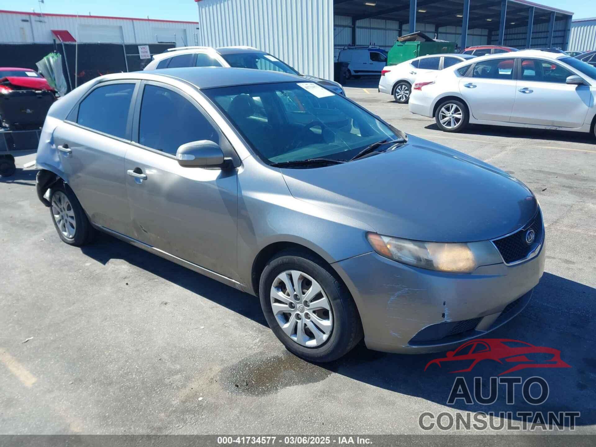 KIA FORTE 2010 - KNAFU4A25A5861780