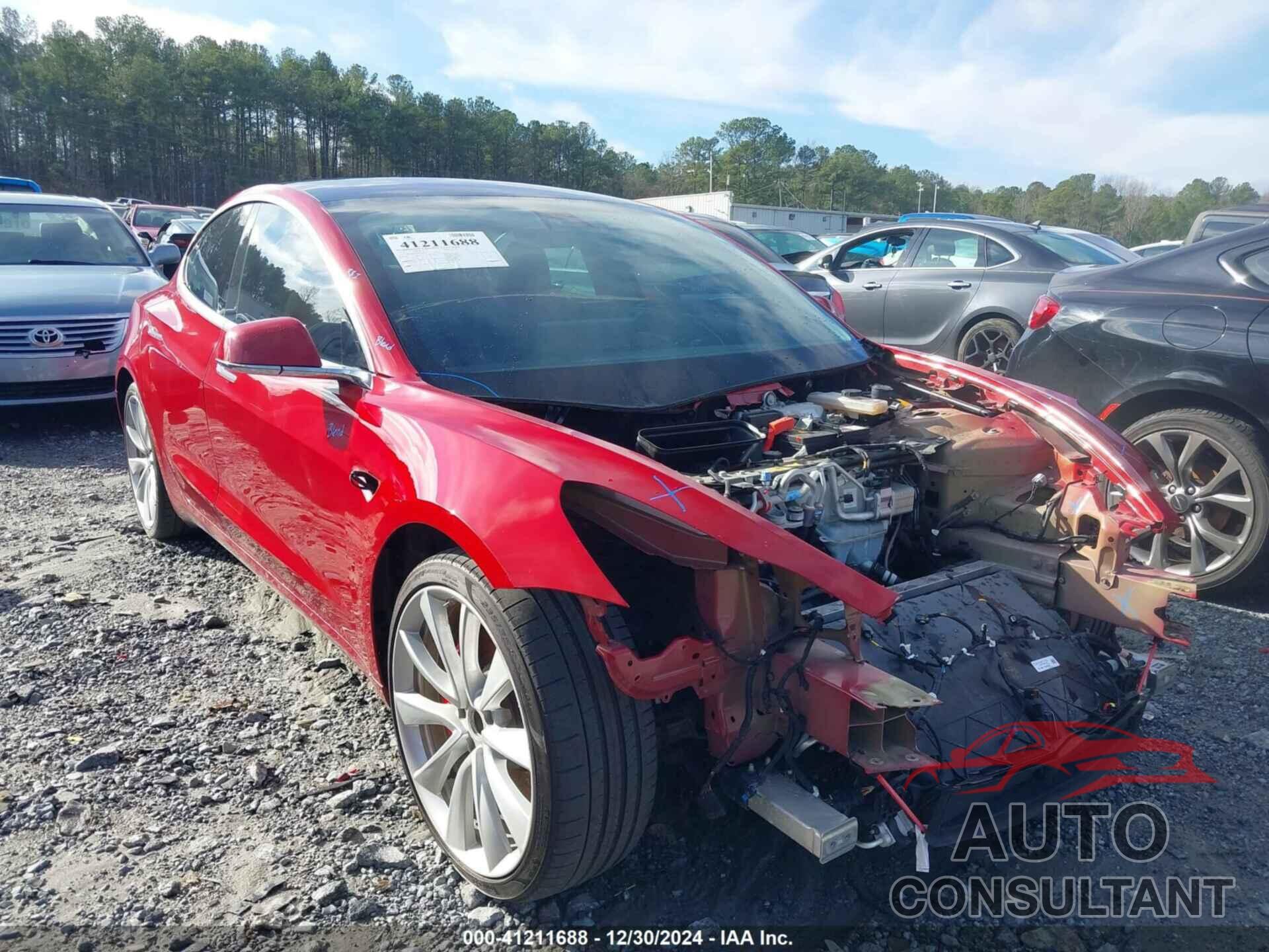 TESLA MODEL 3 2018 - 5YJ3E1EBXJF063141