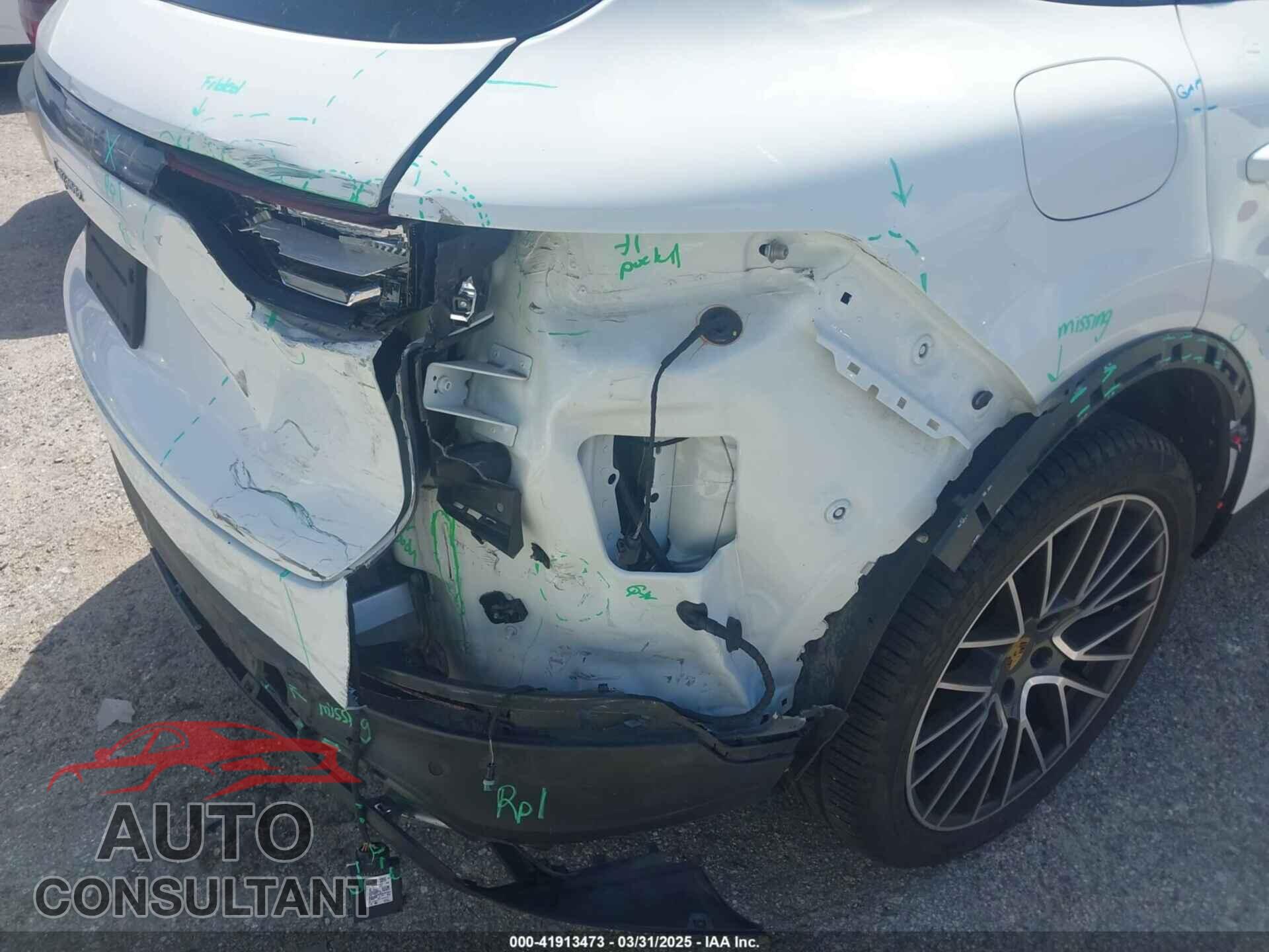 PORSCHE CAYENNE 2019 - WP1AA2AY8KDA05295