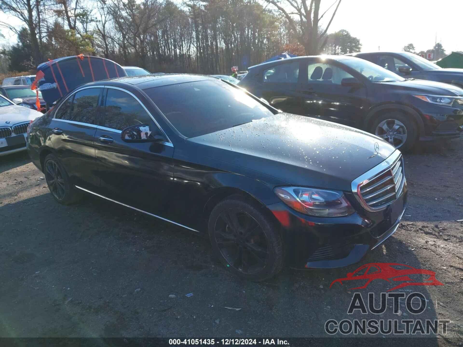 MERCEDES-BENZ C 300 2017 - 55SWF4KB1HU207653