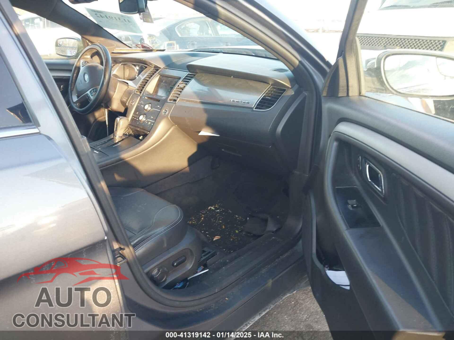 FORD TAURUS 2013 - 1FAHP2H82DG115528