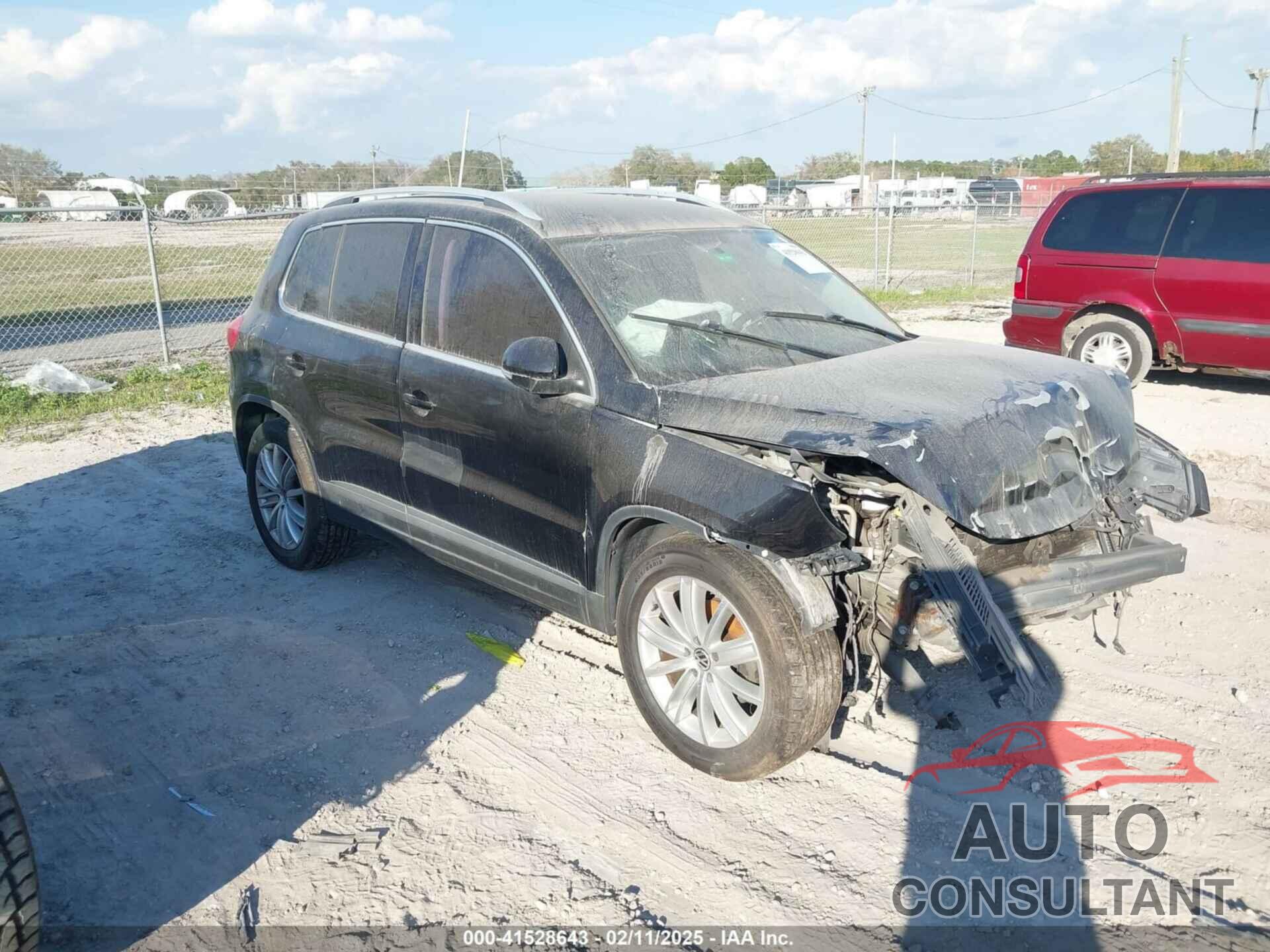 VOLKSWAGEN TIGUAN 2012 - WVGAV7AX8CW565863