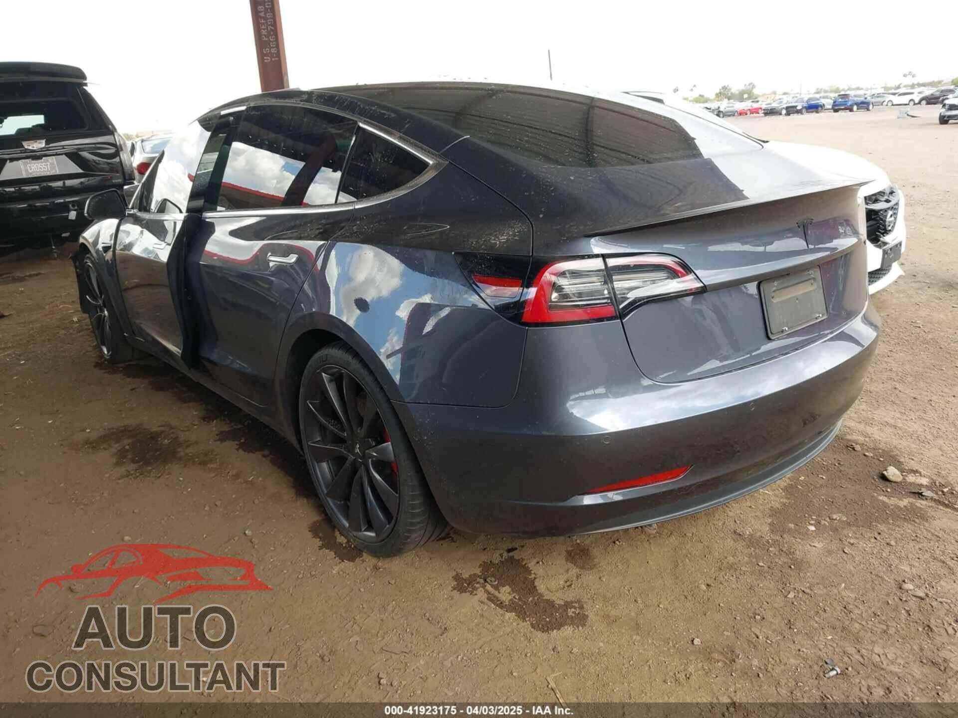 TESLA MODEL 3 2020 - 5YJ3E1EC0LF640965