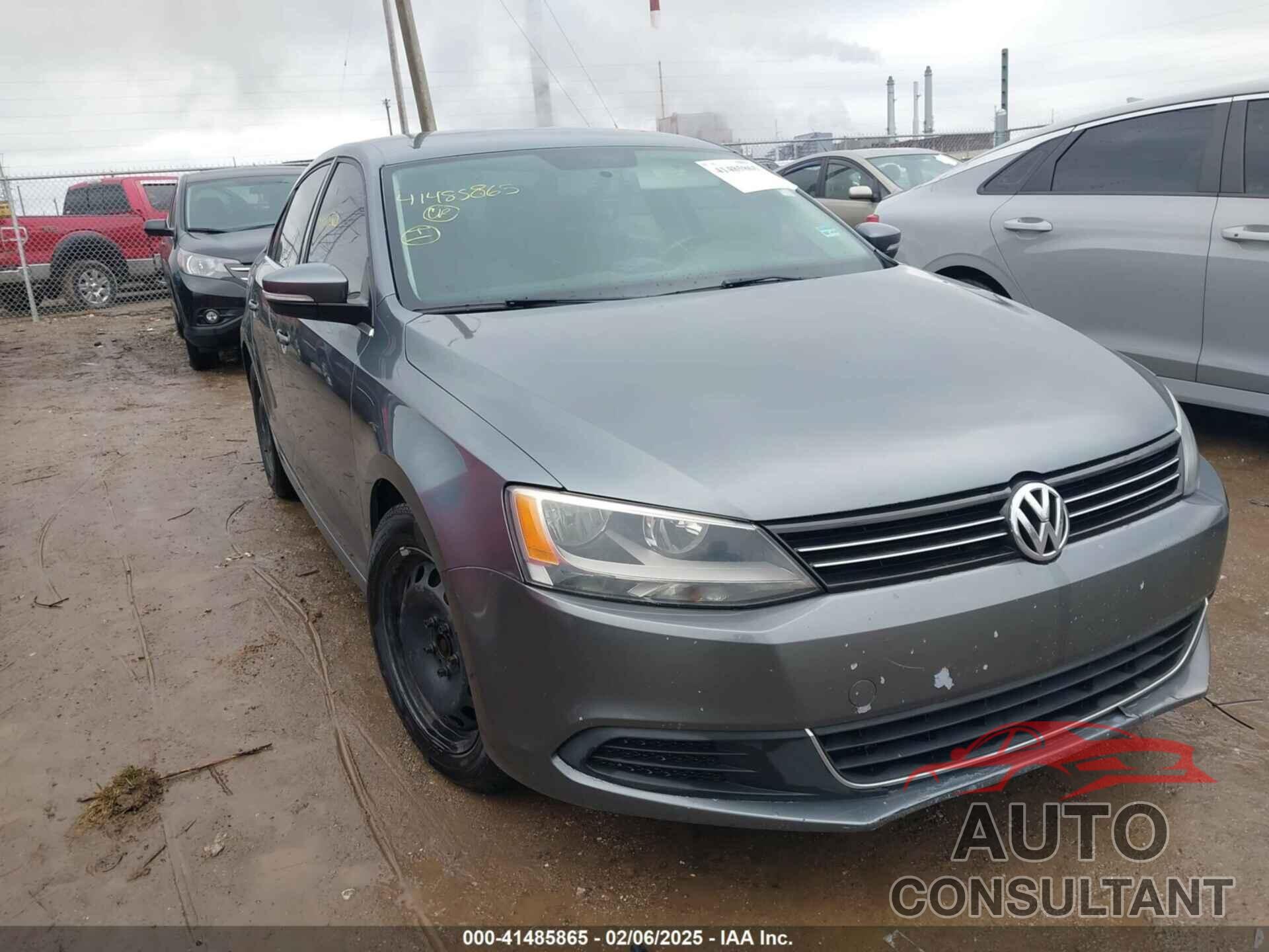 VOLKSWAGEN JETTA 2013 - 3VWDP7AJ1DM380043