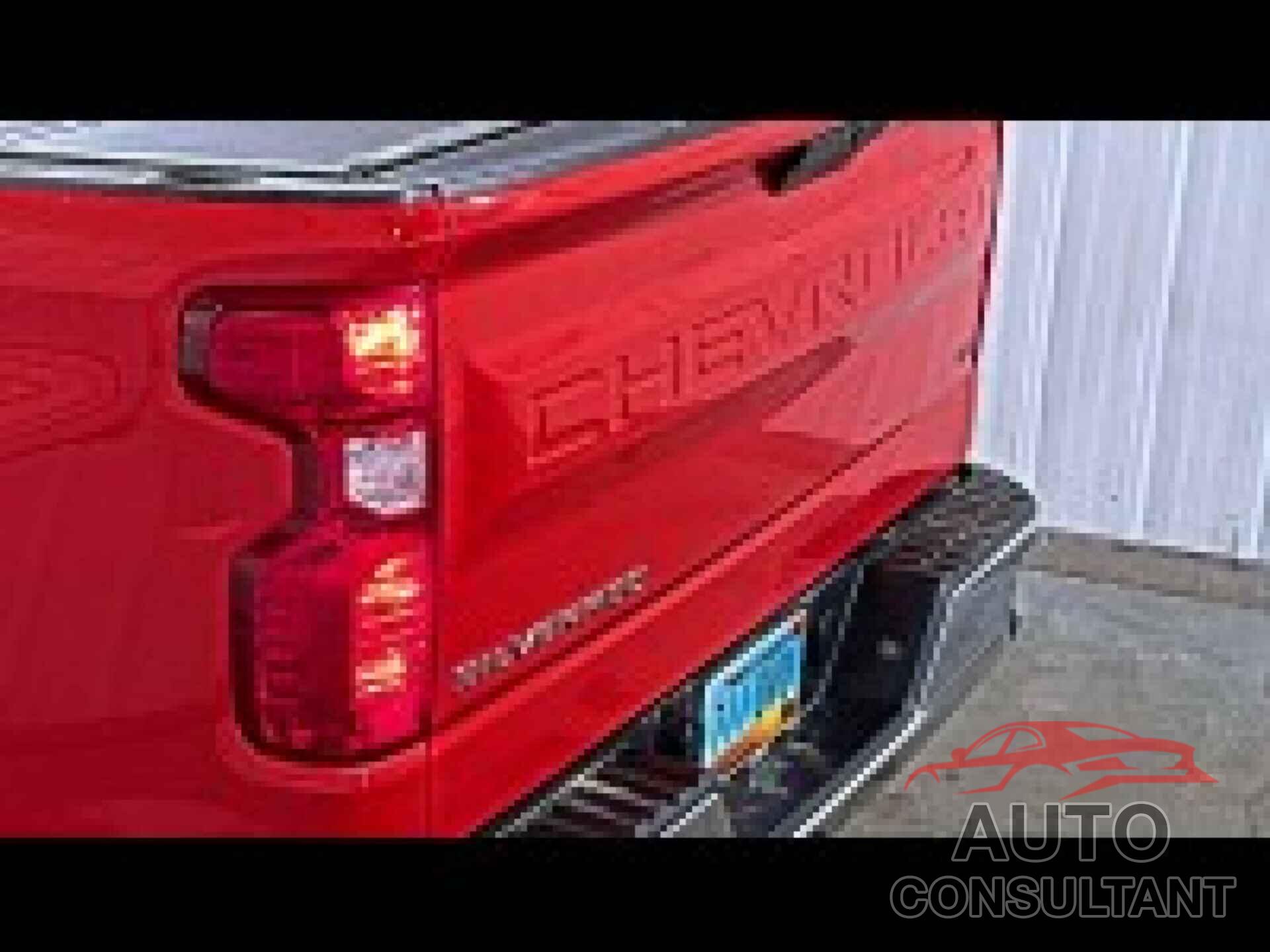CHEVROLET SILVERADO 1500 2021 - 3GCUYDET3MG100695