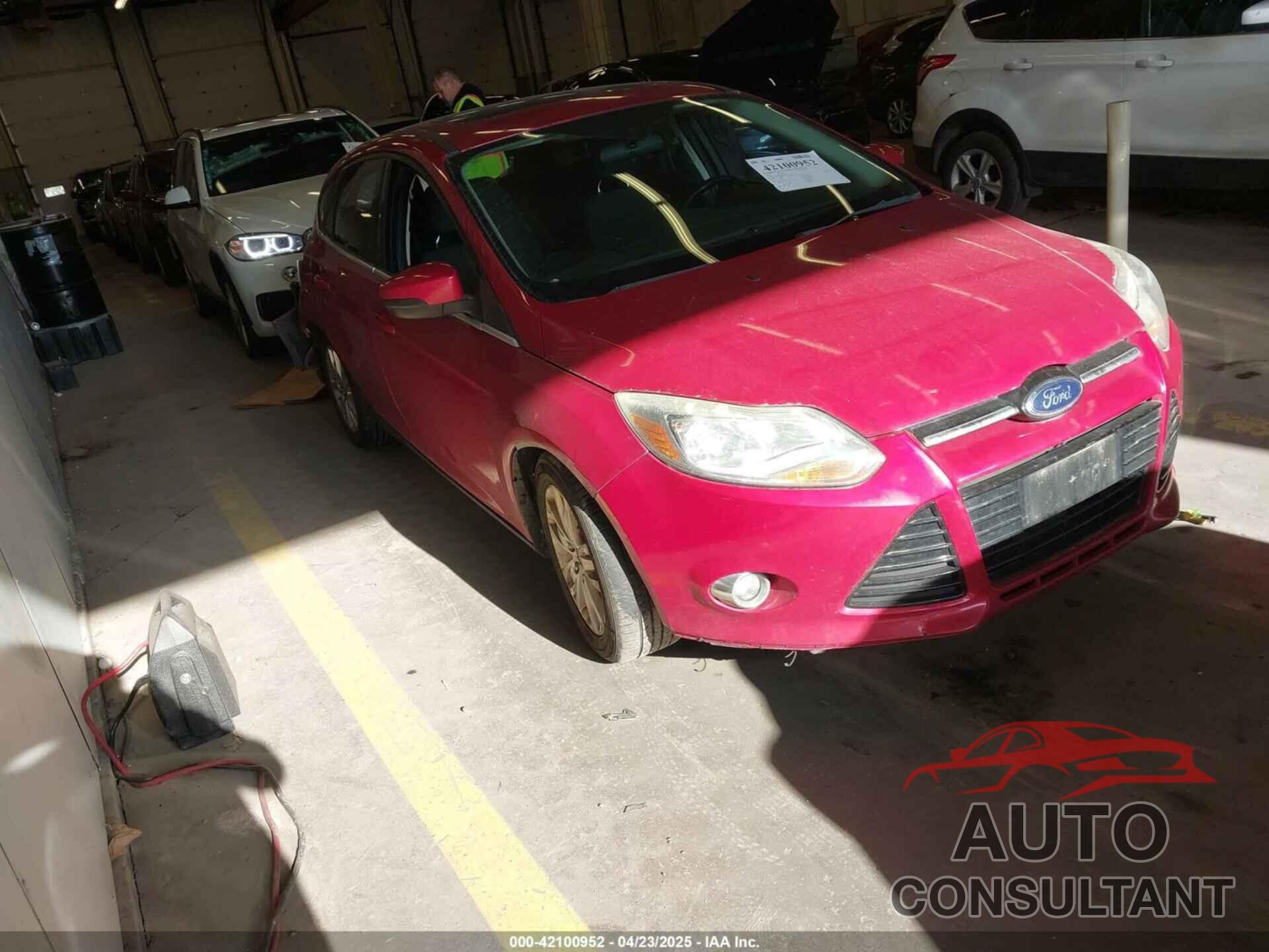 FORD FOCUS 2012 - 1FAHP3M27CL379132