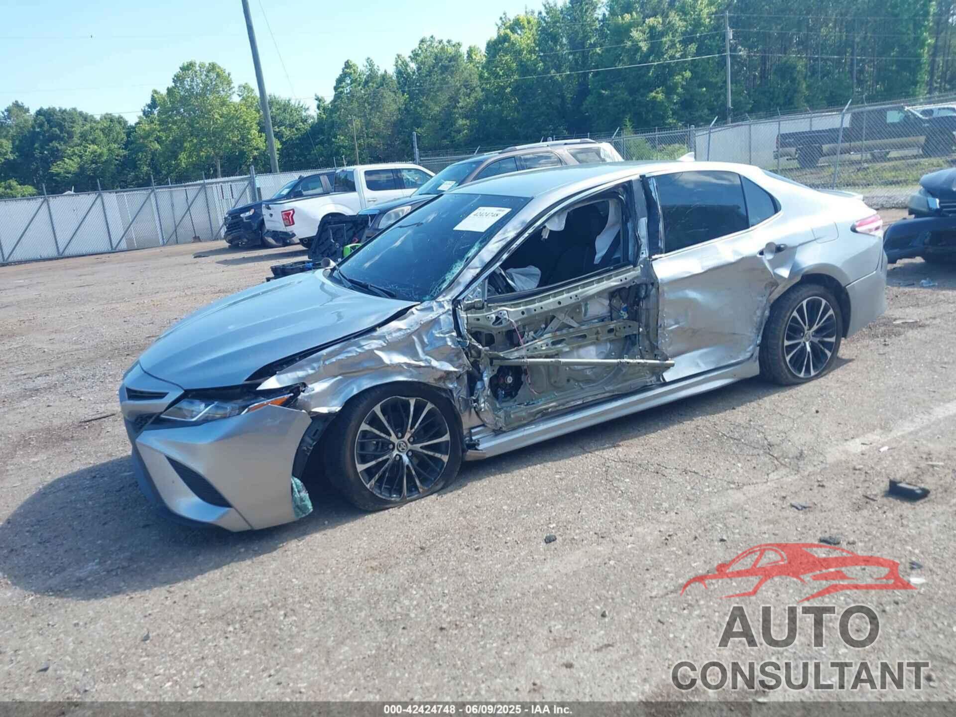 TOYOTA CAMRY 2020 - 4T1M11AK3LU988453