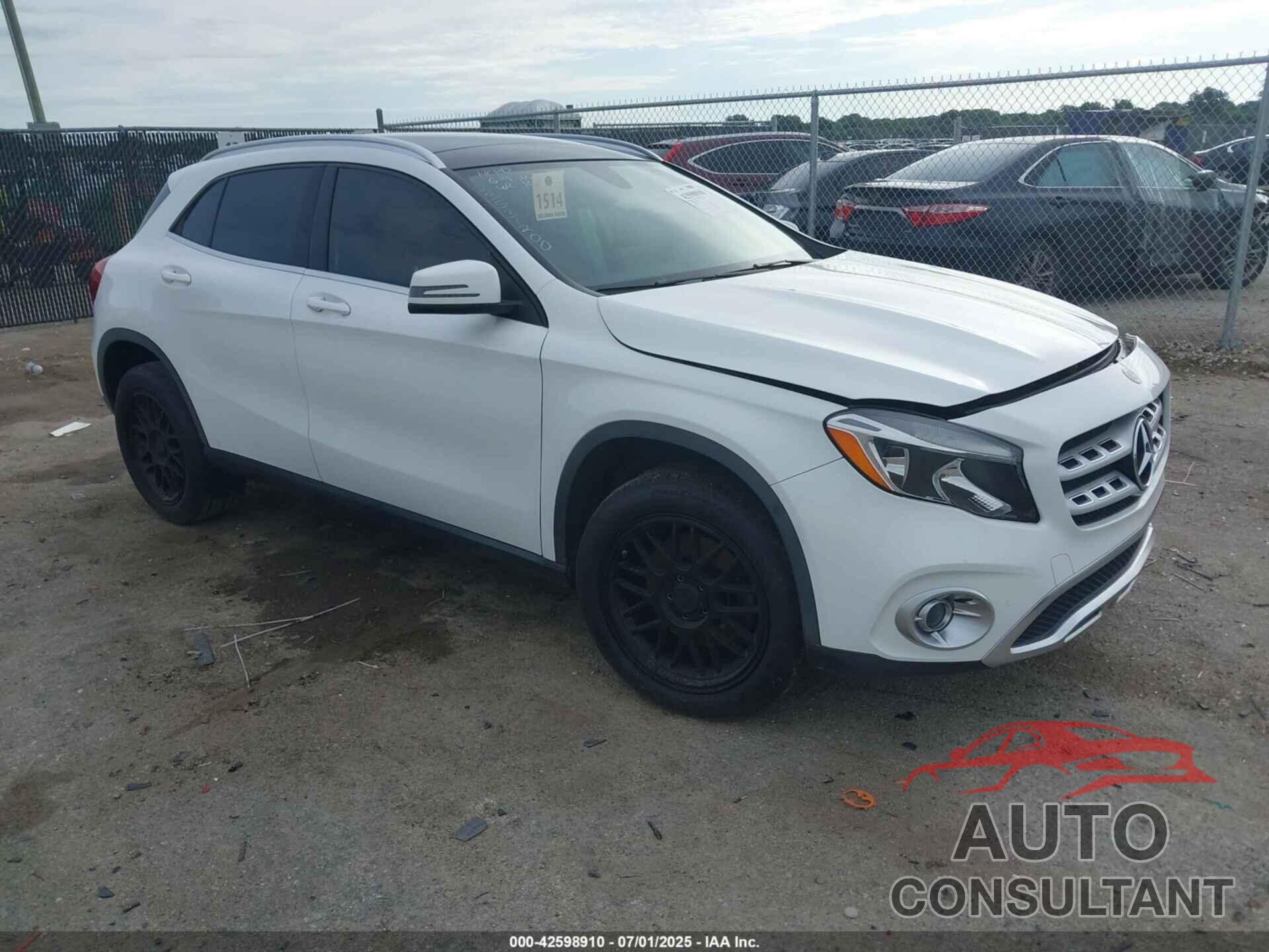 MERCEDES-BENZ GLA 250 2018 - WDCTG4EB2JJ522564