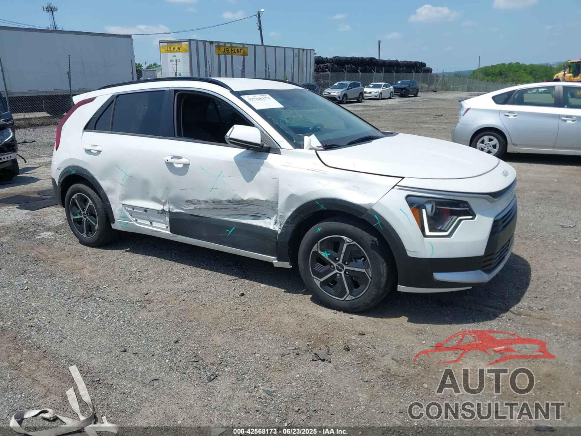 KIA NIRO 2023 - KNDCR3LE8P5060892
