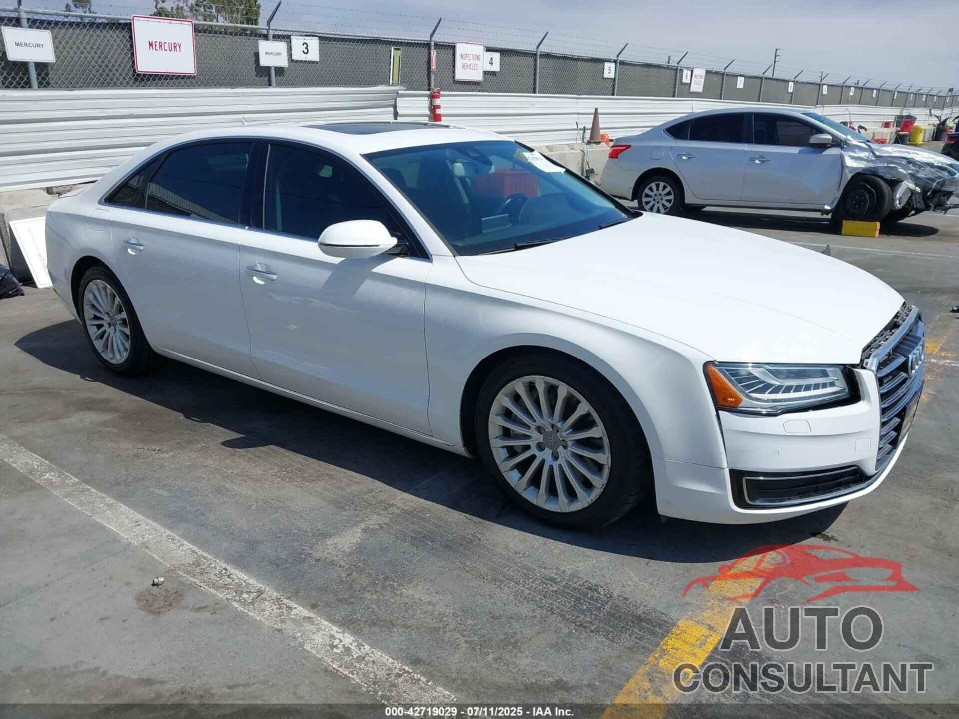 AUDI A8 L 2015 - WAU32AFD0FN007028