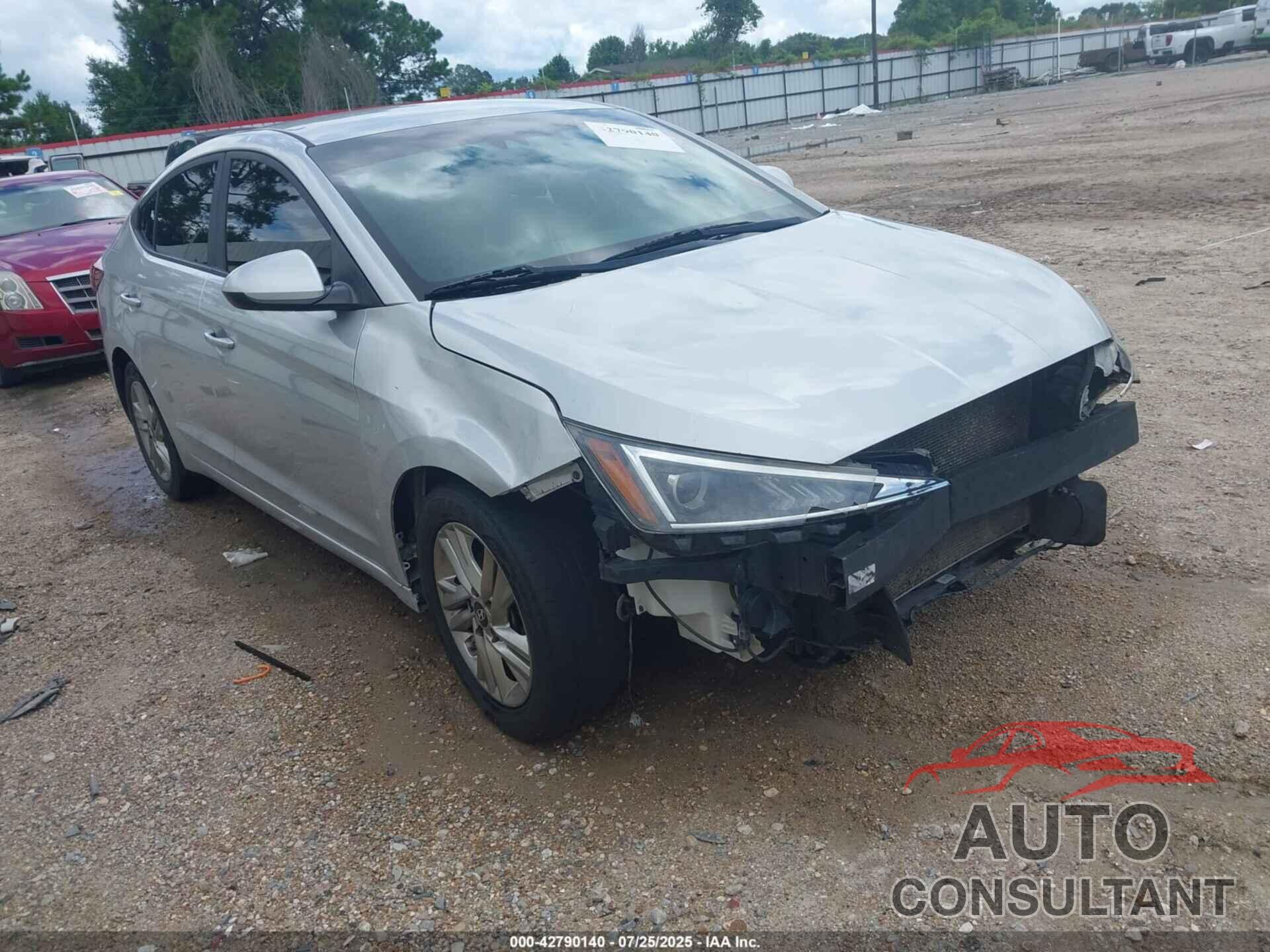 HYUNDAI ELANTRA 2019 - 5NPD84LF4KH421677