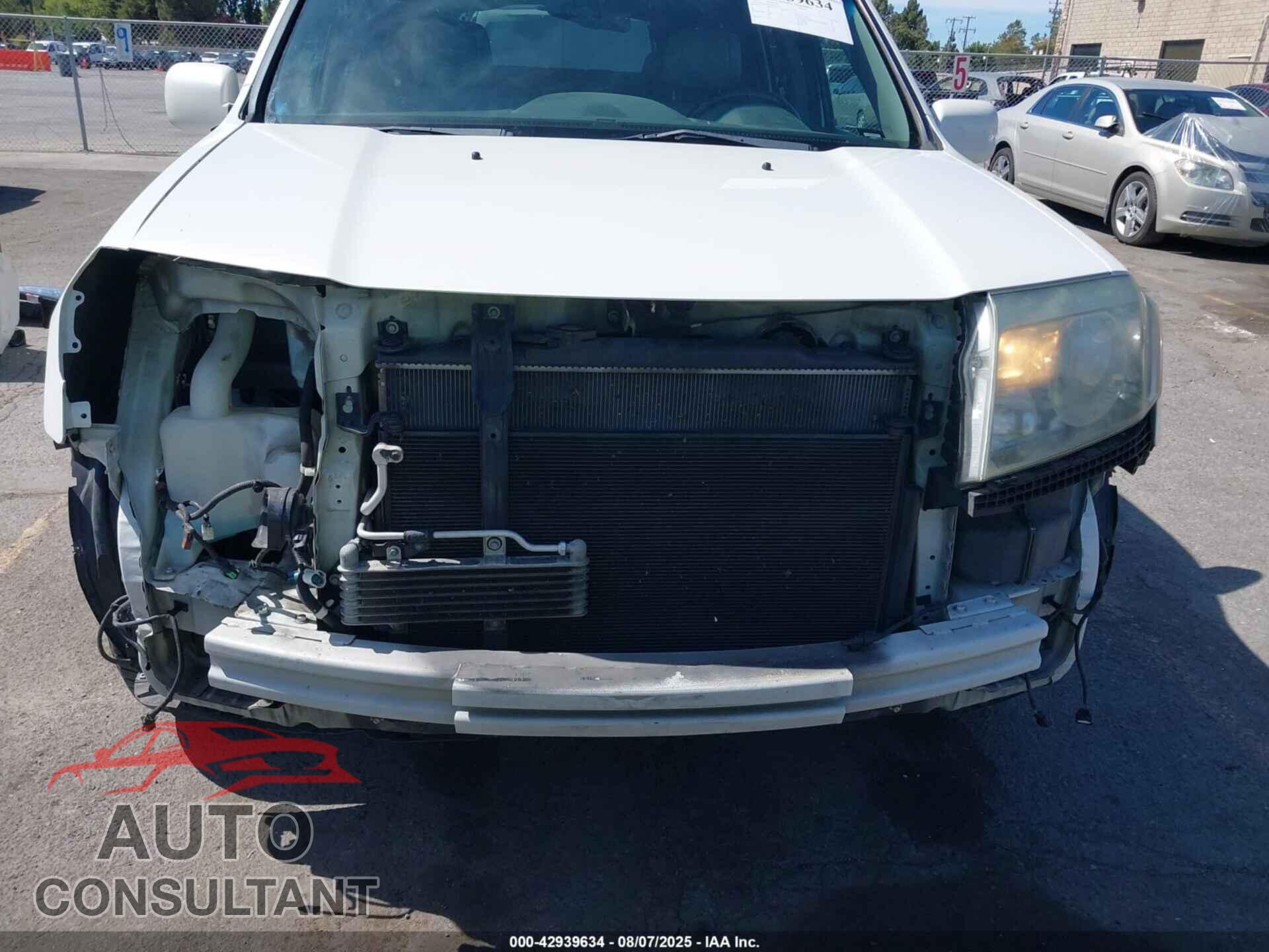 HONDA PILOT 2011 - 5FNYF3H98BB034357